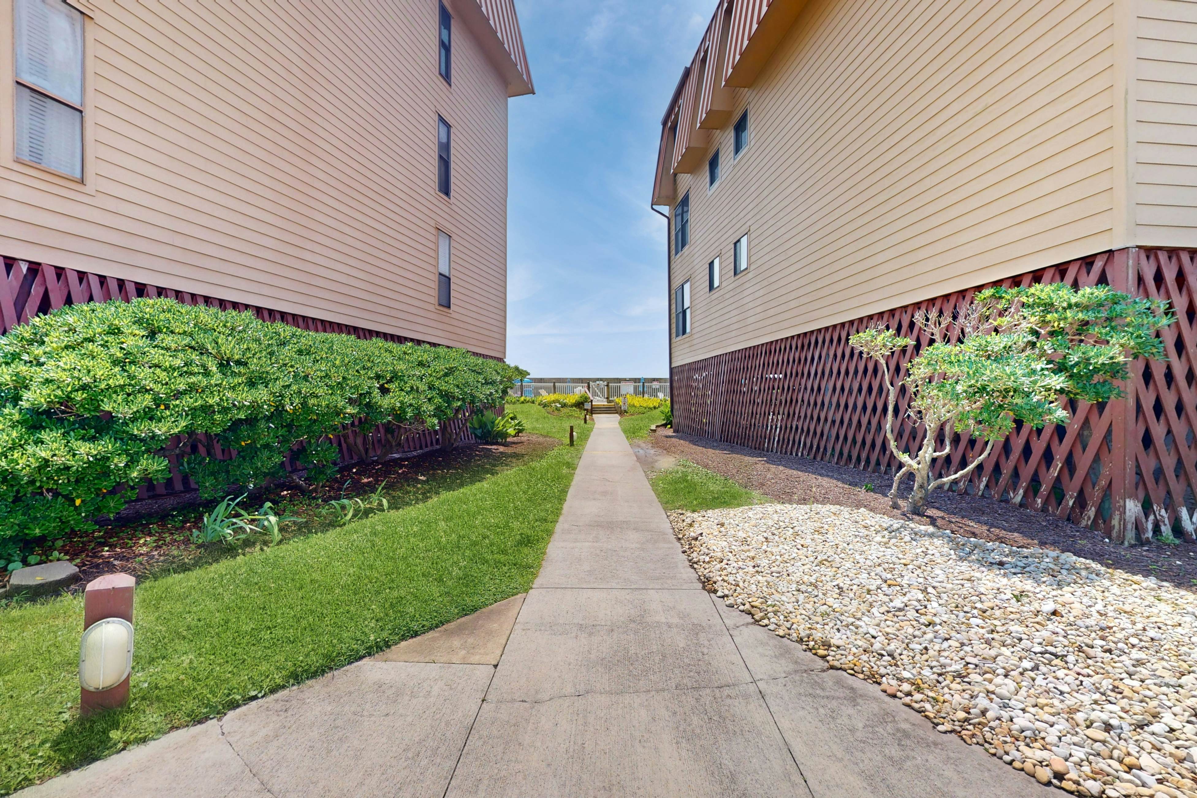 NTBTD3300 Topsail Dunes 3300 Endless Summer