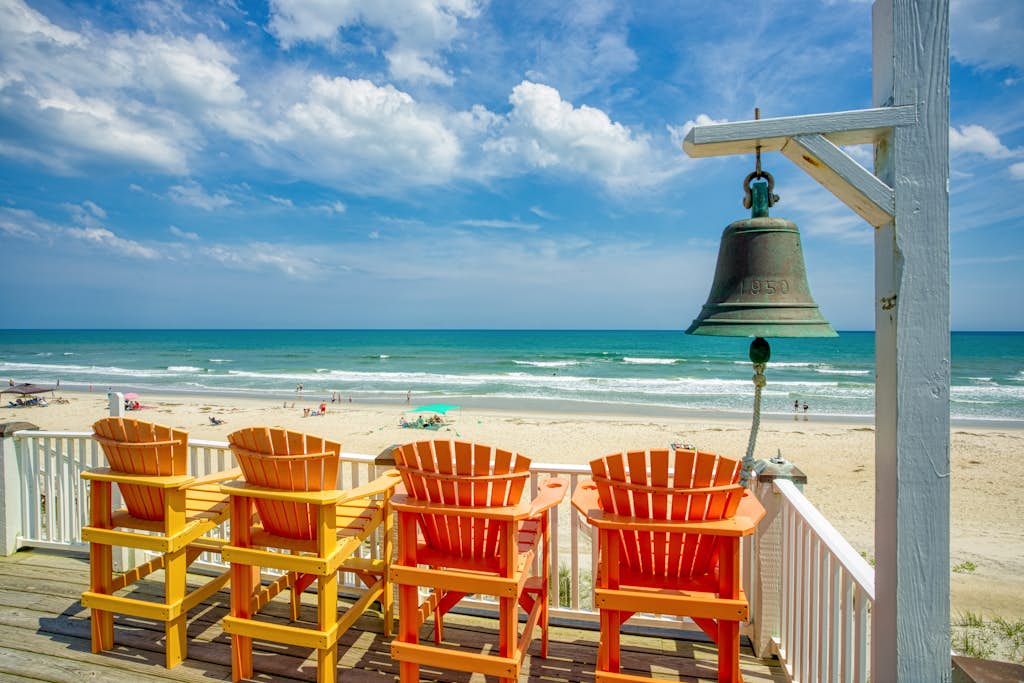 Beachfront dog-friendly home with private hot tub, beach access, outdoor shower