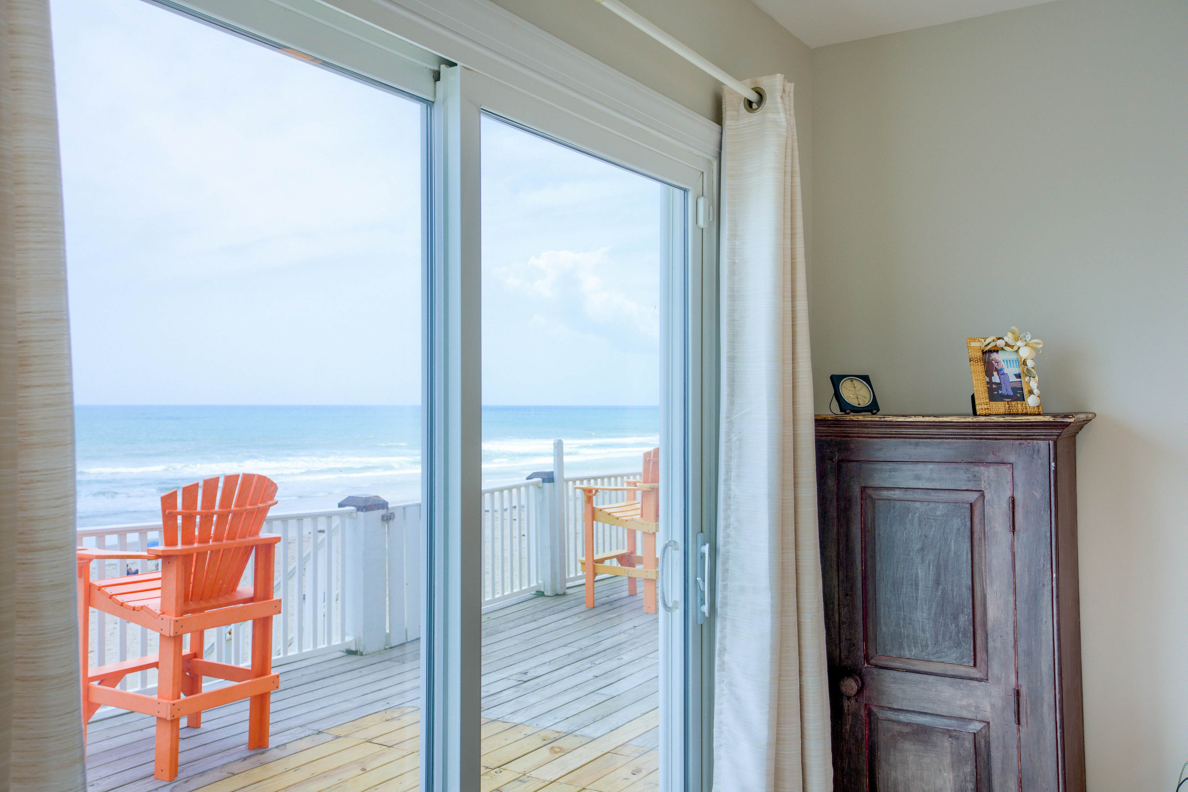 NTB202 Under the Red Roof