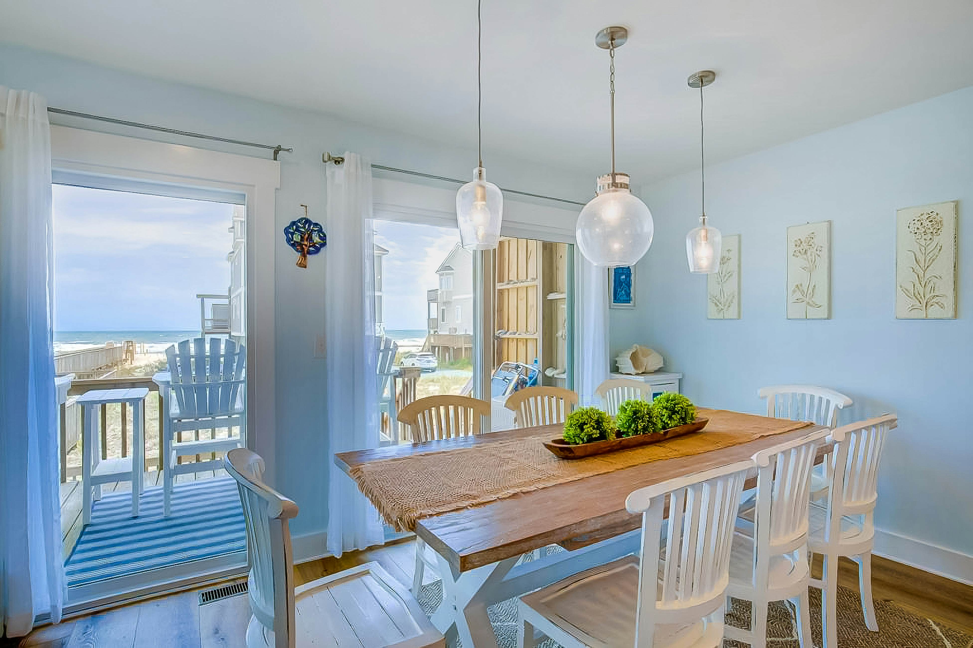 NTBHC618 Sea Horse By the Sea