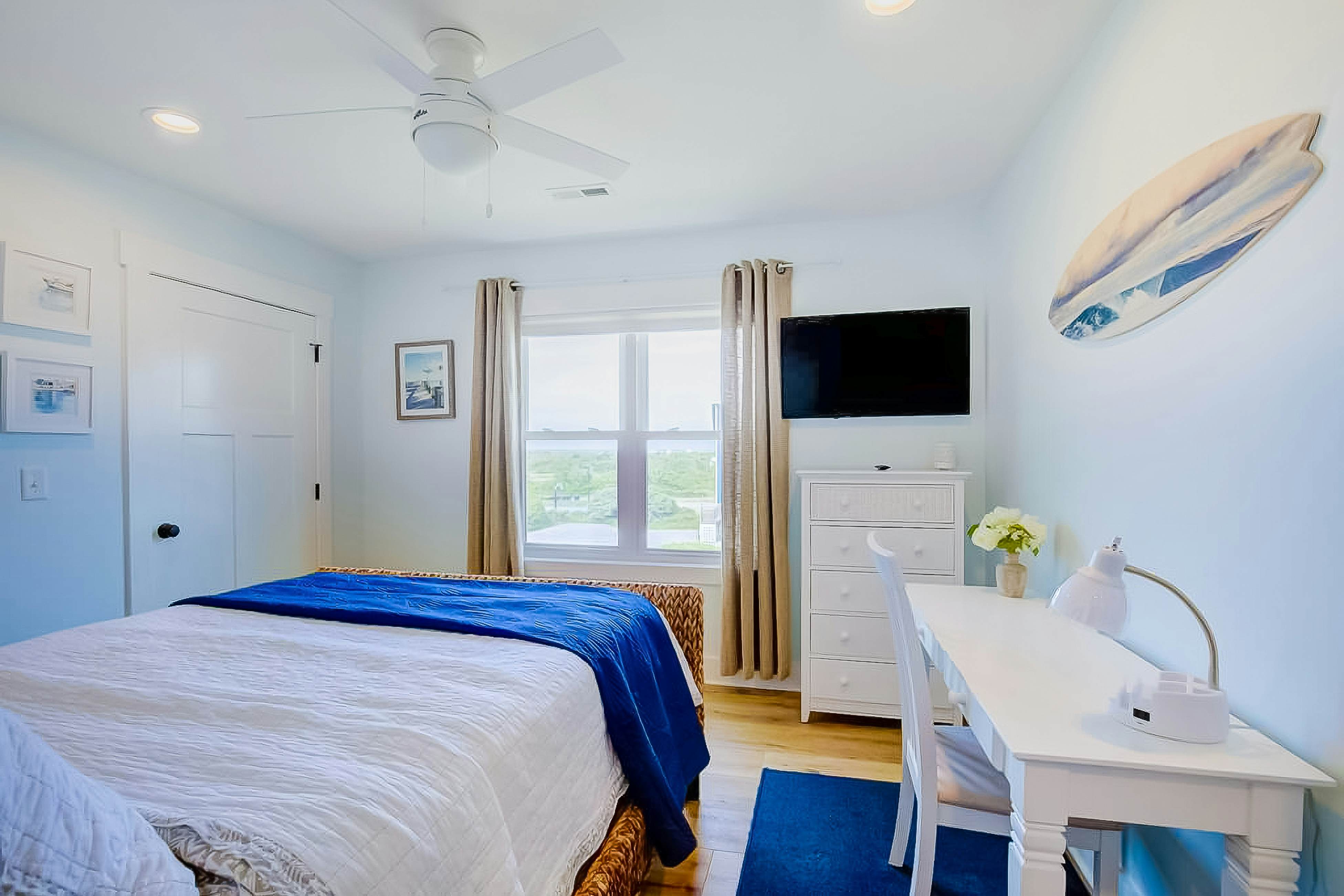 NTBHC618 Sea Horse By the Sea