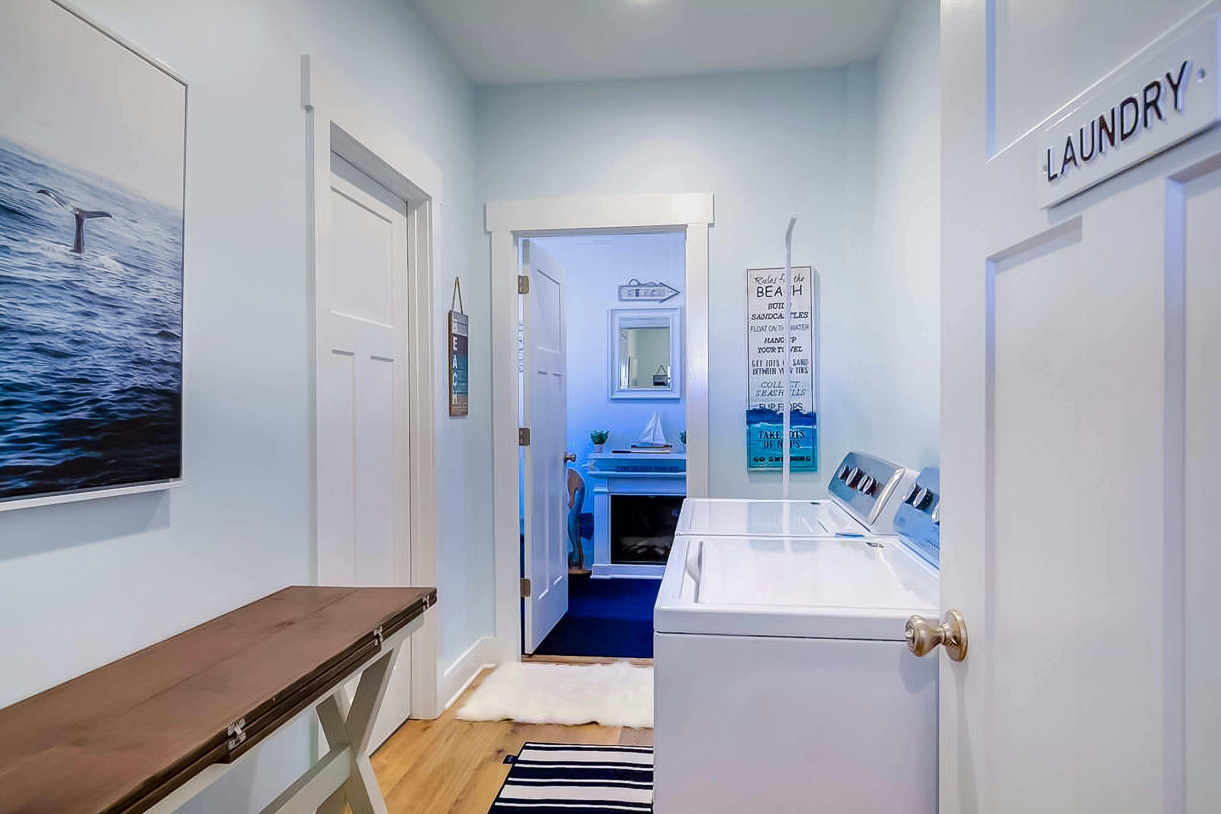 NTBHC618 Sea Horse By the Sea