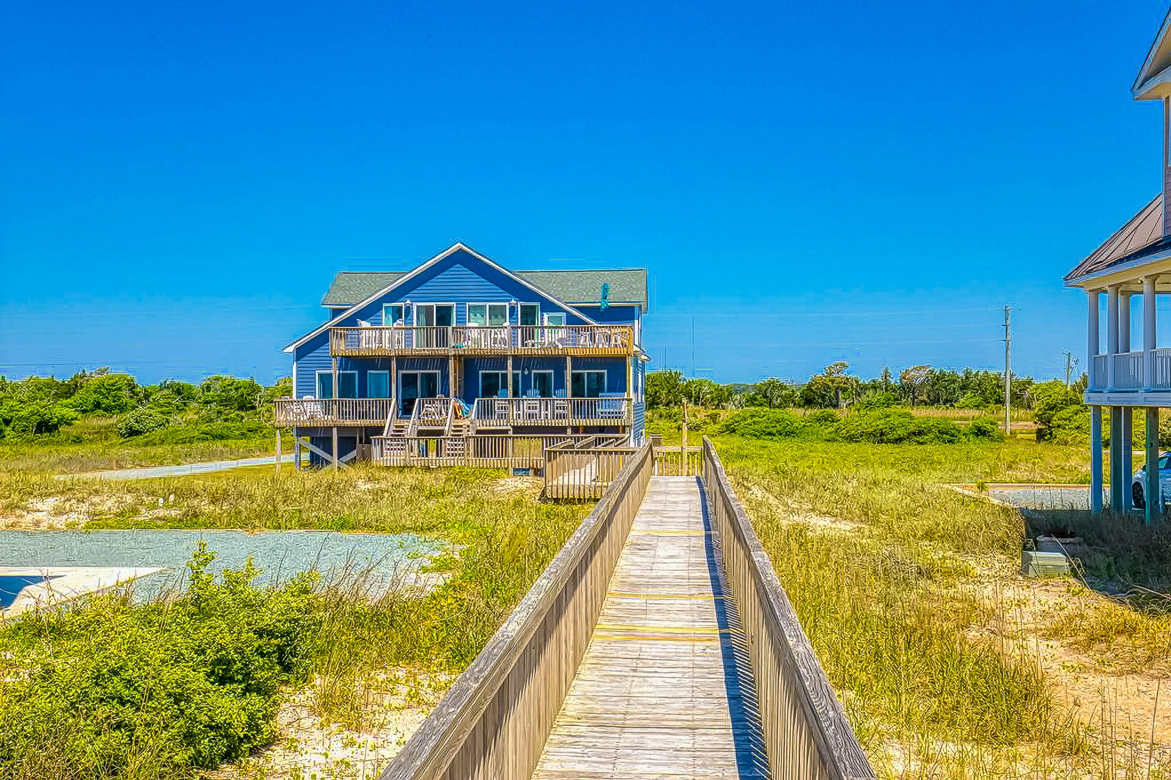 NTBHC618 Sea Horse By the Sea