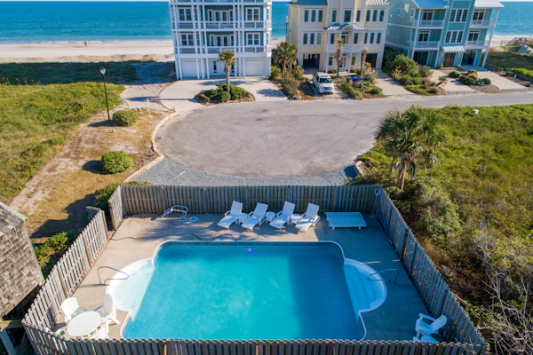 Live Like Royalty in This 9-Bedroom Oceanfront Retreat
