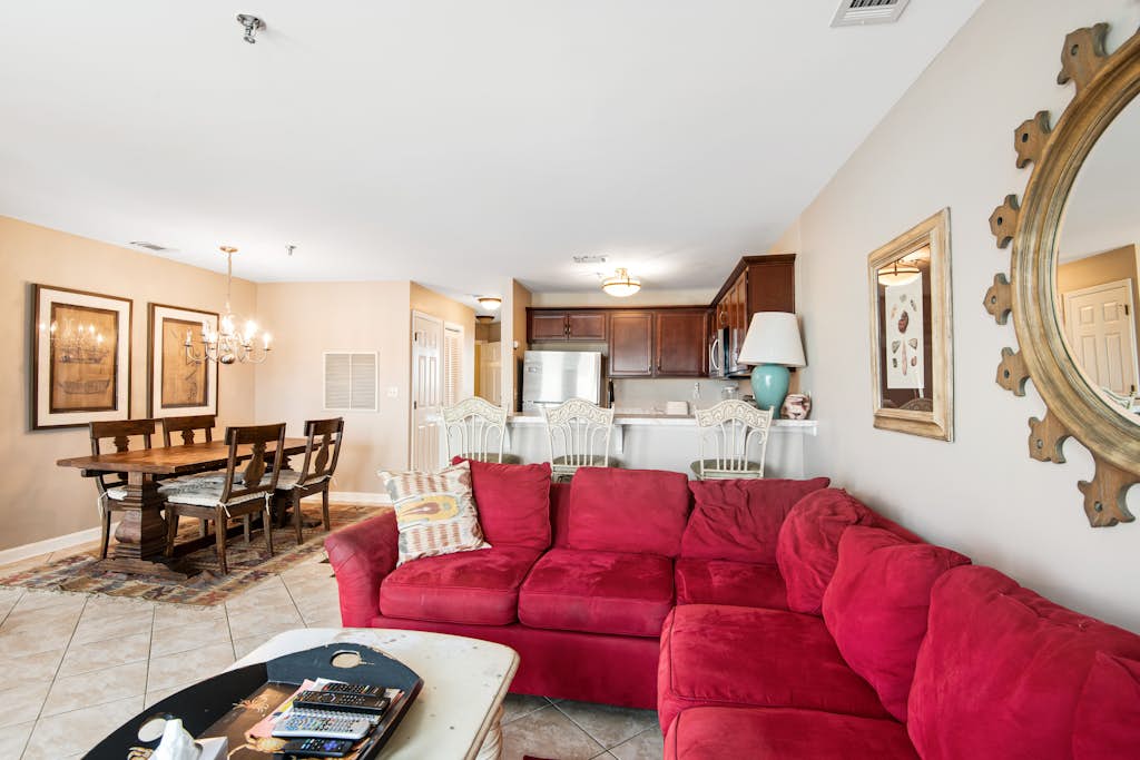 Oceanfront condo with a pool, hot tub, tennis, washer/dryer, & central AC