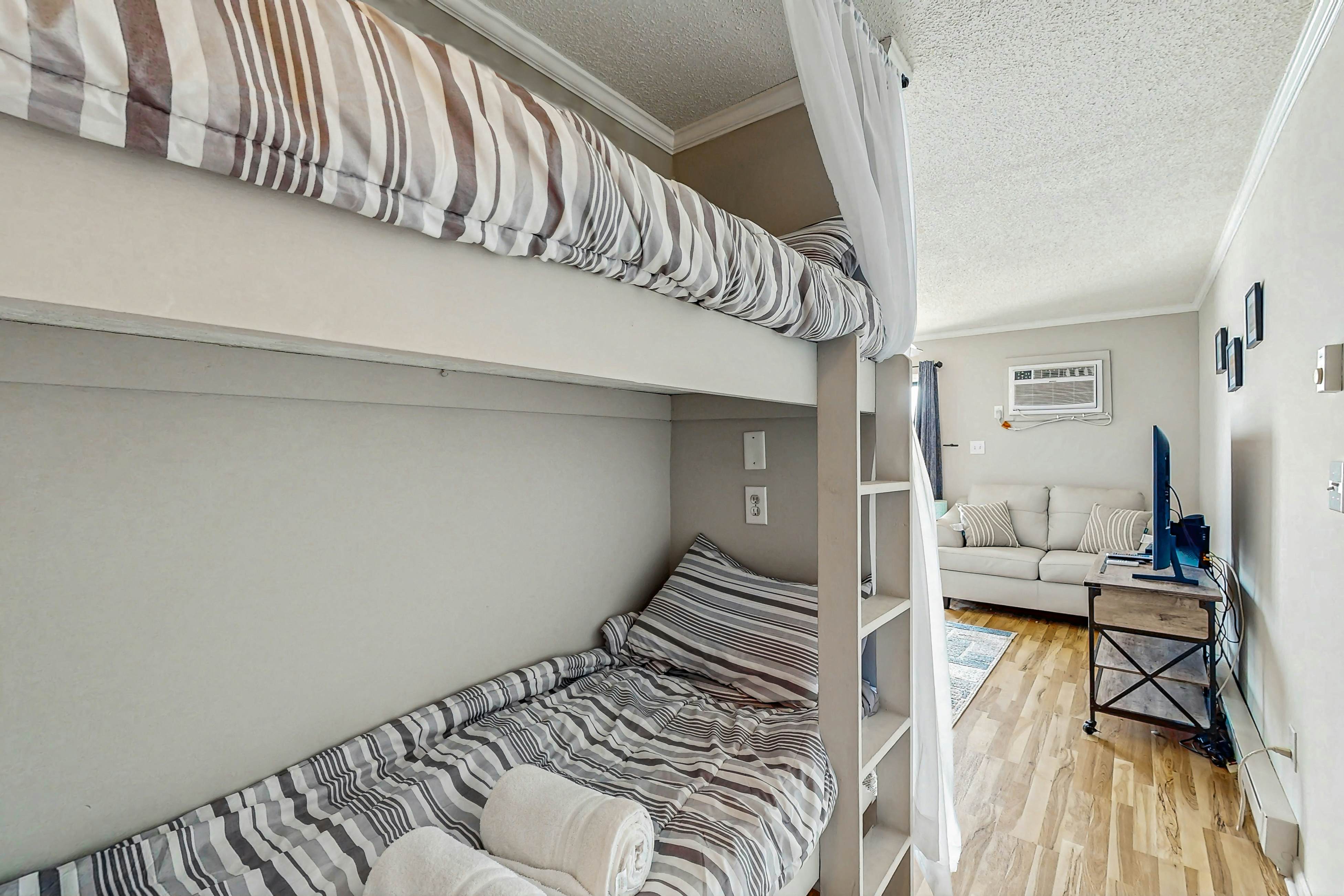 NTBTR315 Topsail Reef 315