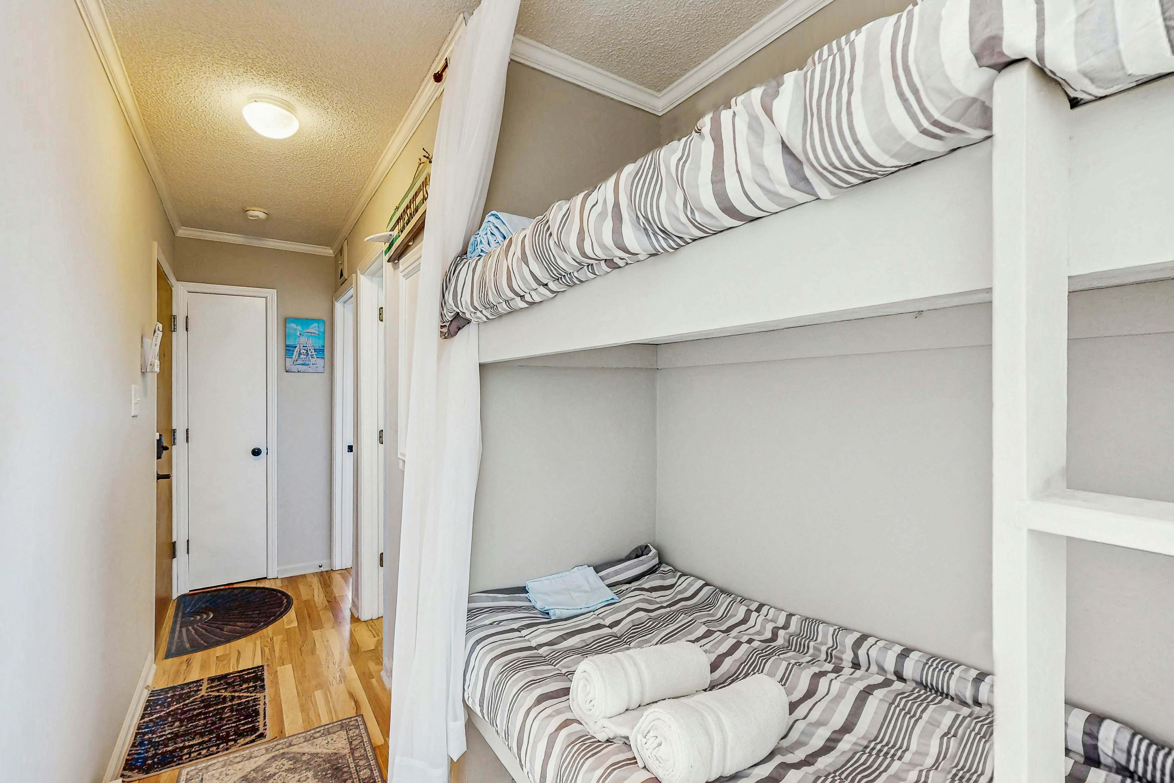 NTBTR315 Topsail Reef 315