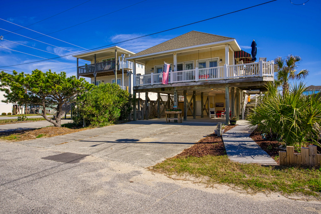 NTB6805 Noontime Escape