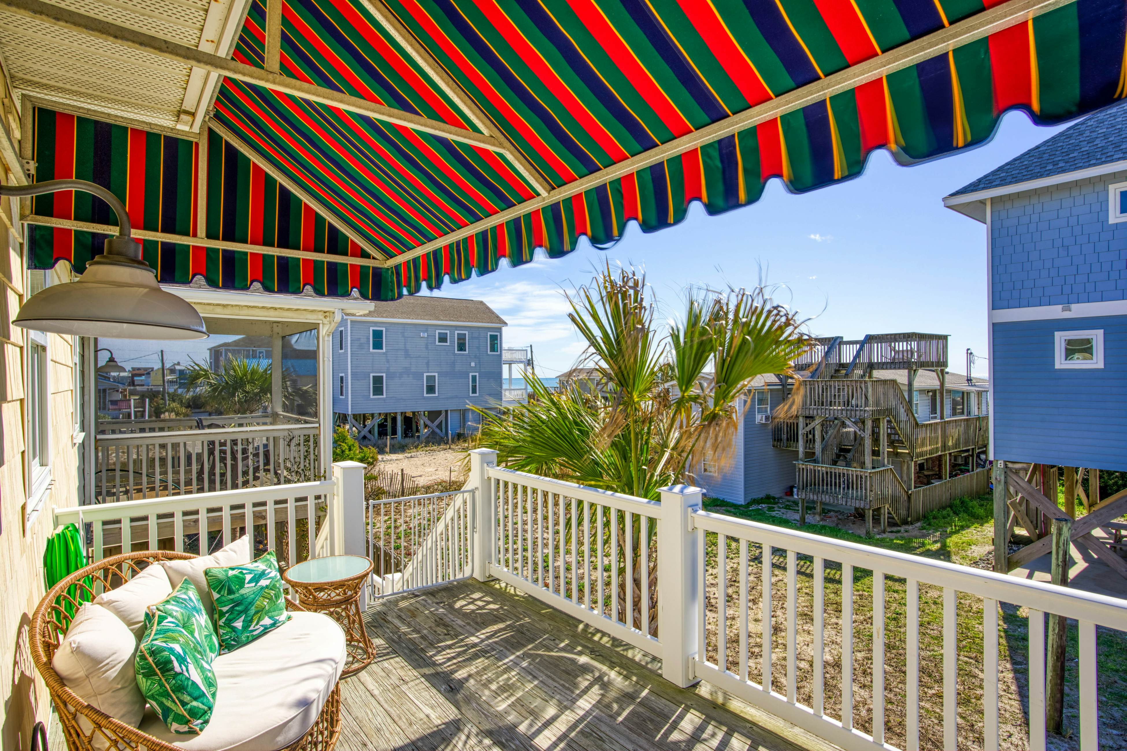 NTB6805 Noontime Escape