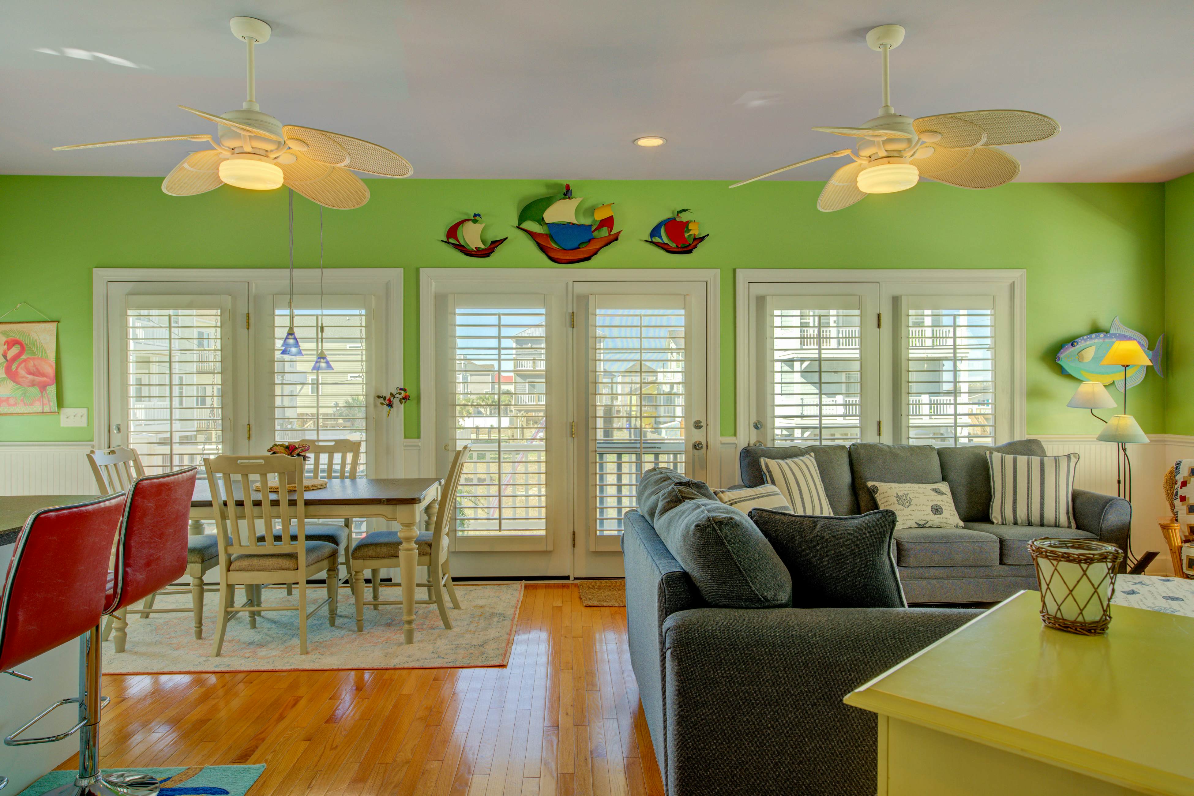 NTB6805 Noontime Escape