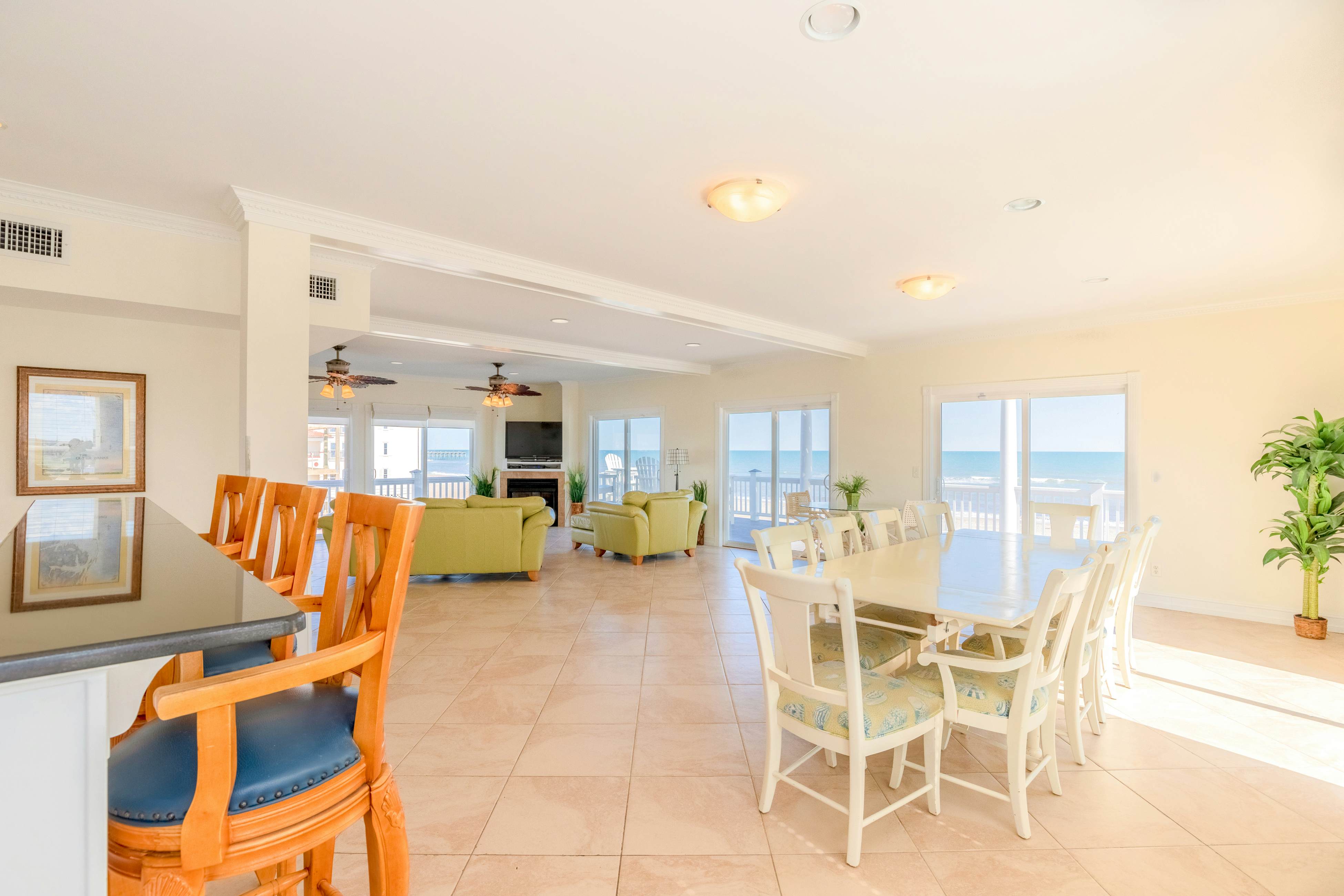 NTB764 Golden Castle