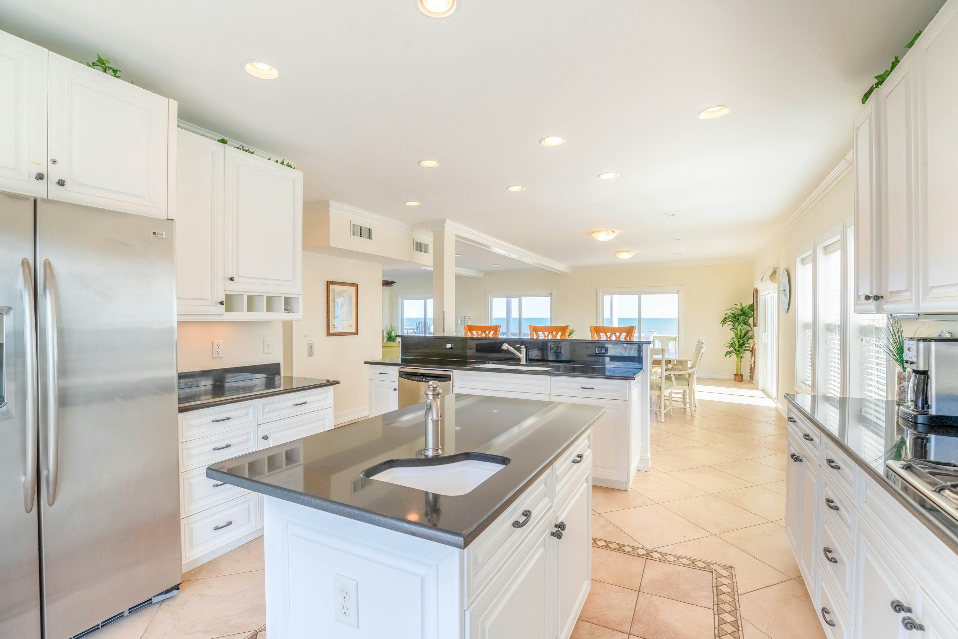 NTB764 Golden Castle