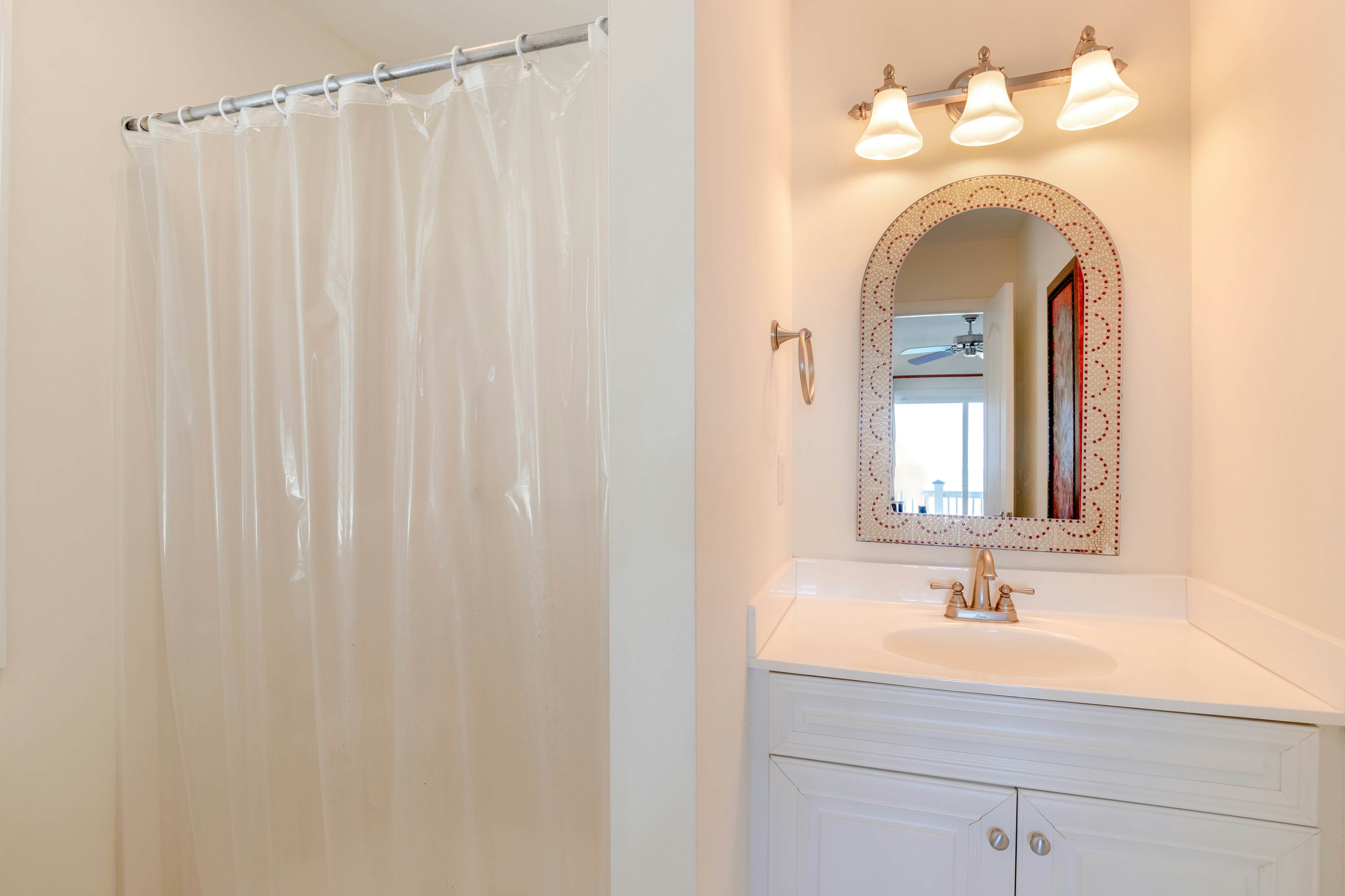 NTB764 Golden Castle