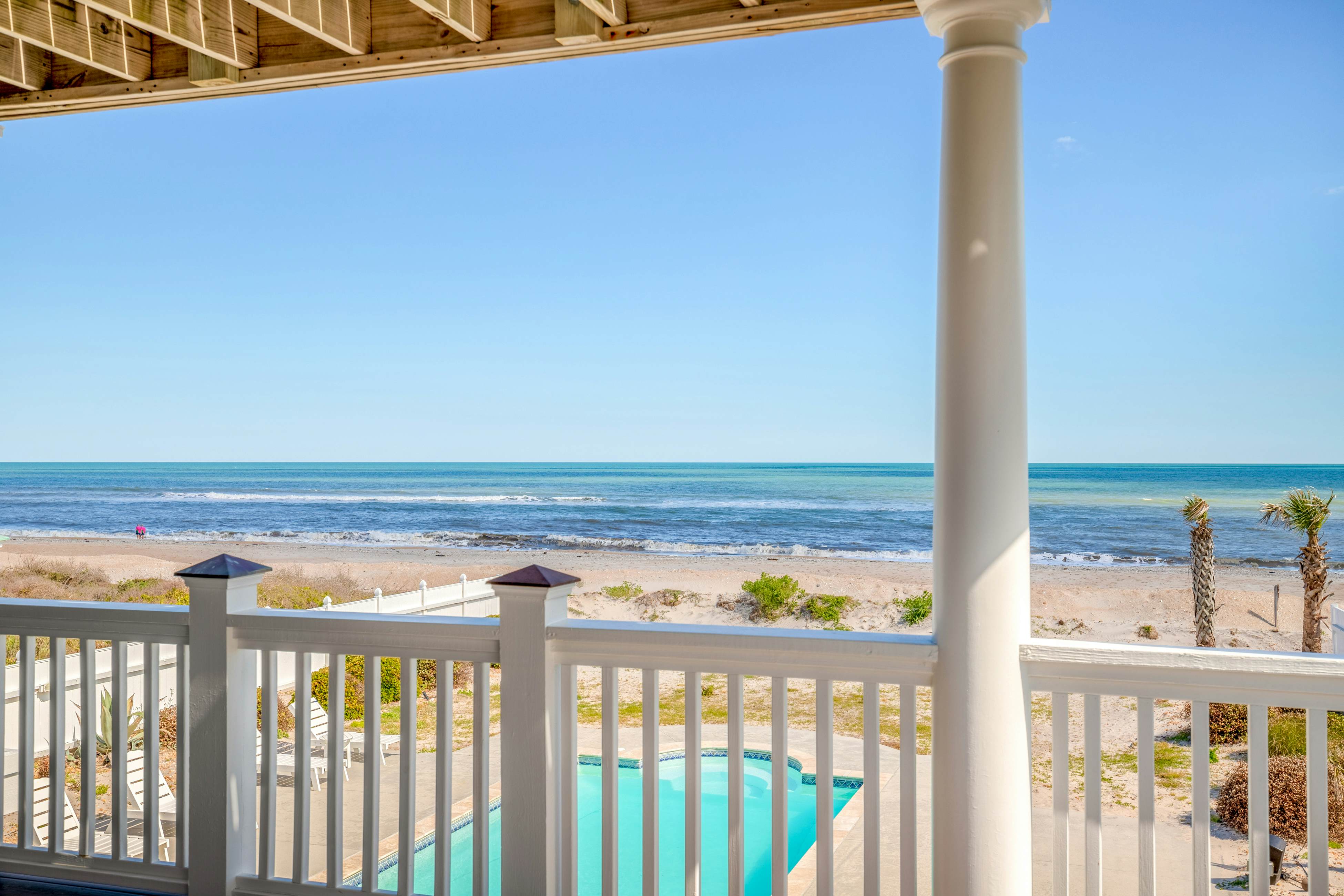 NTB764 Golden Castle