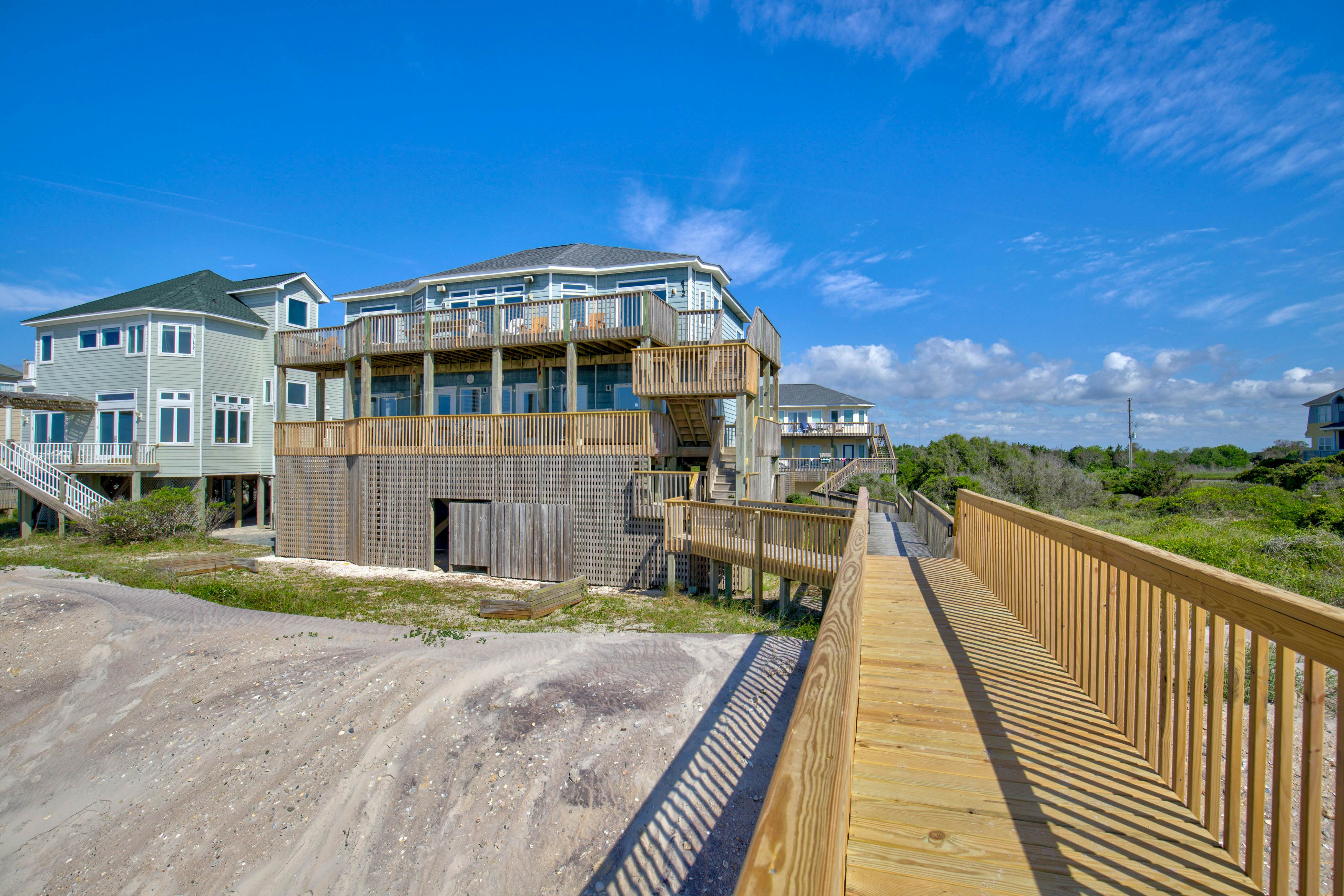 NTBHC412 Come Sail Away