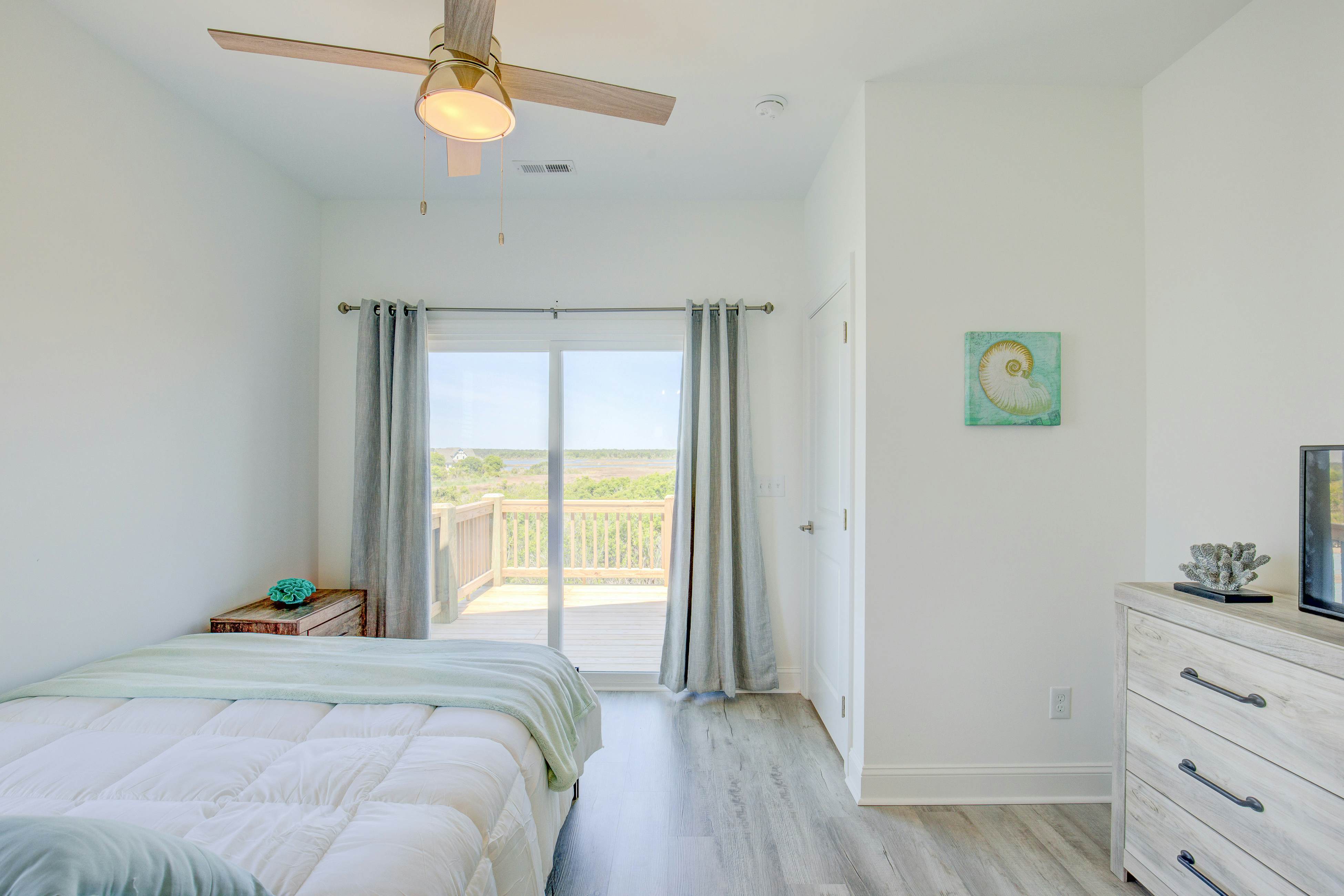 NTB2757 Island Haven