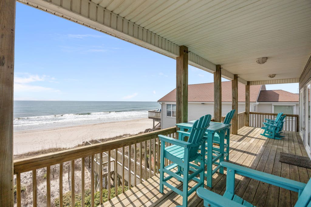 Oceanfront home with private beach access, hot tub, central AC, & W/D - dogs ok