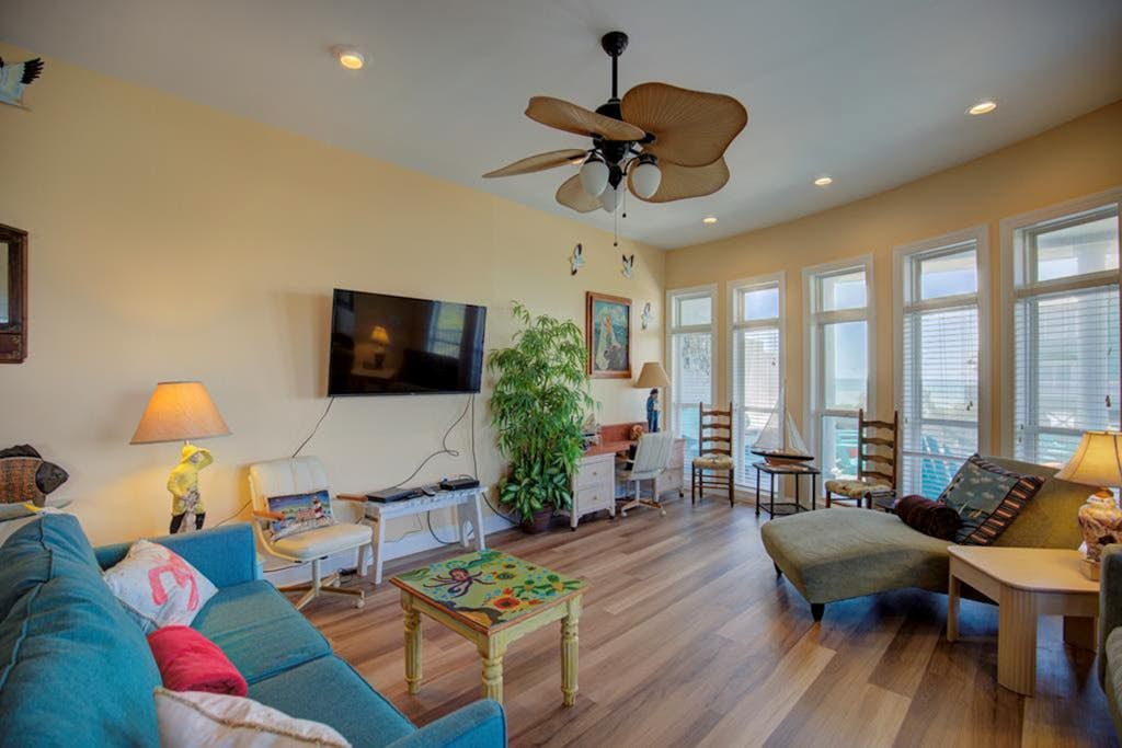 Ocean View Duplex in Hampton Colony - Community Pool & Just Steps to the Beach!!