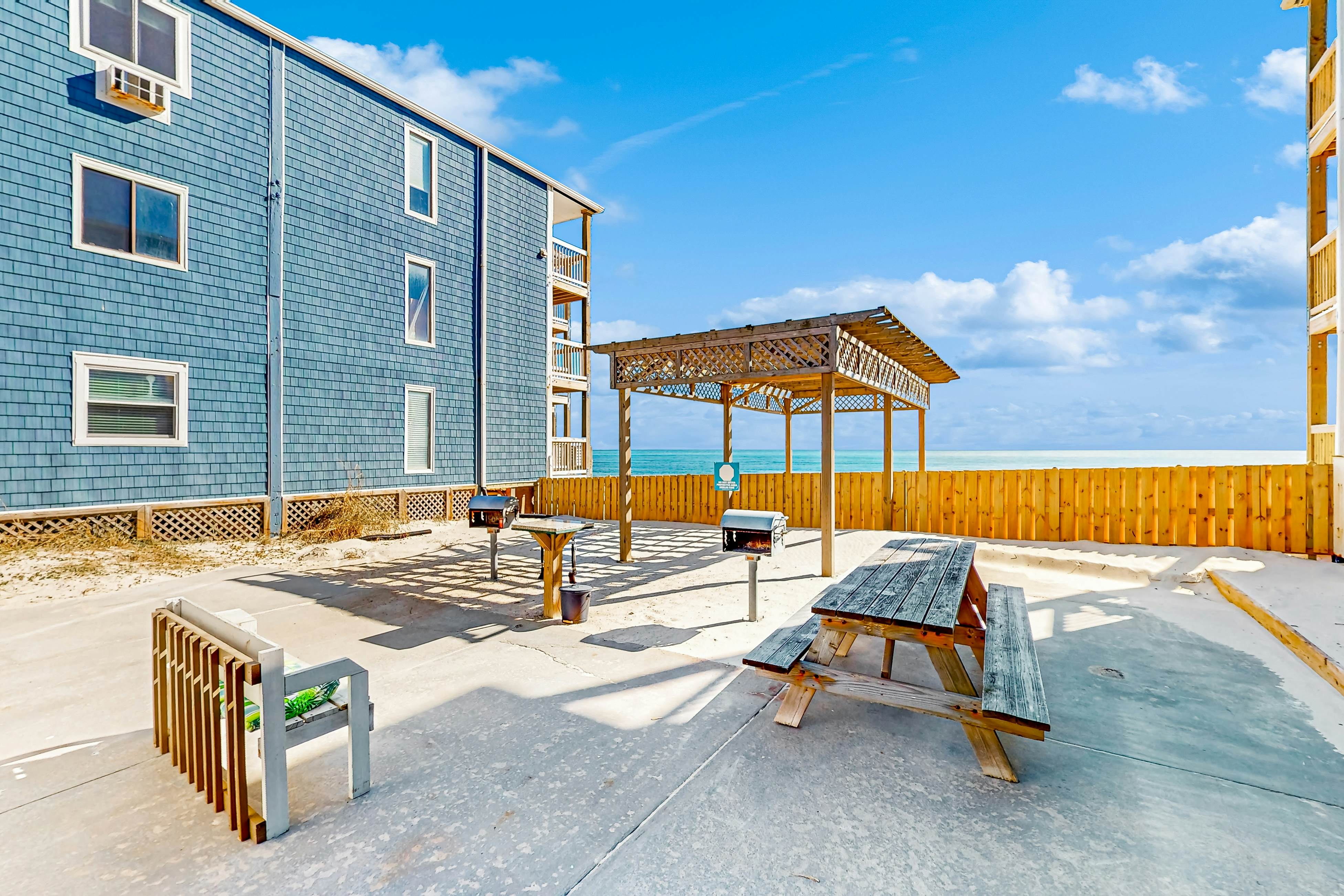 NTBTR109 Topsail Reef 109