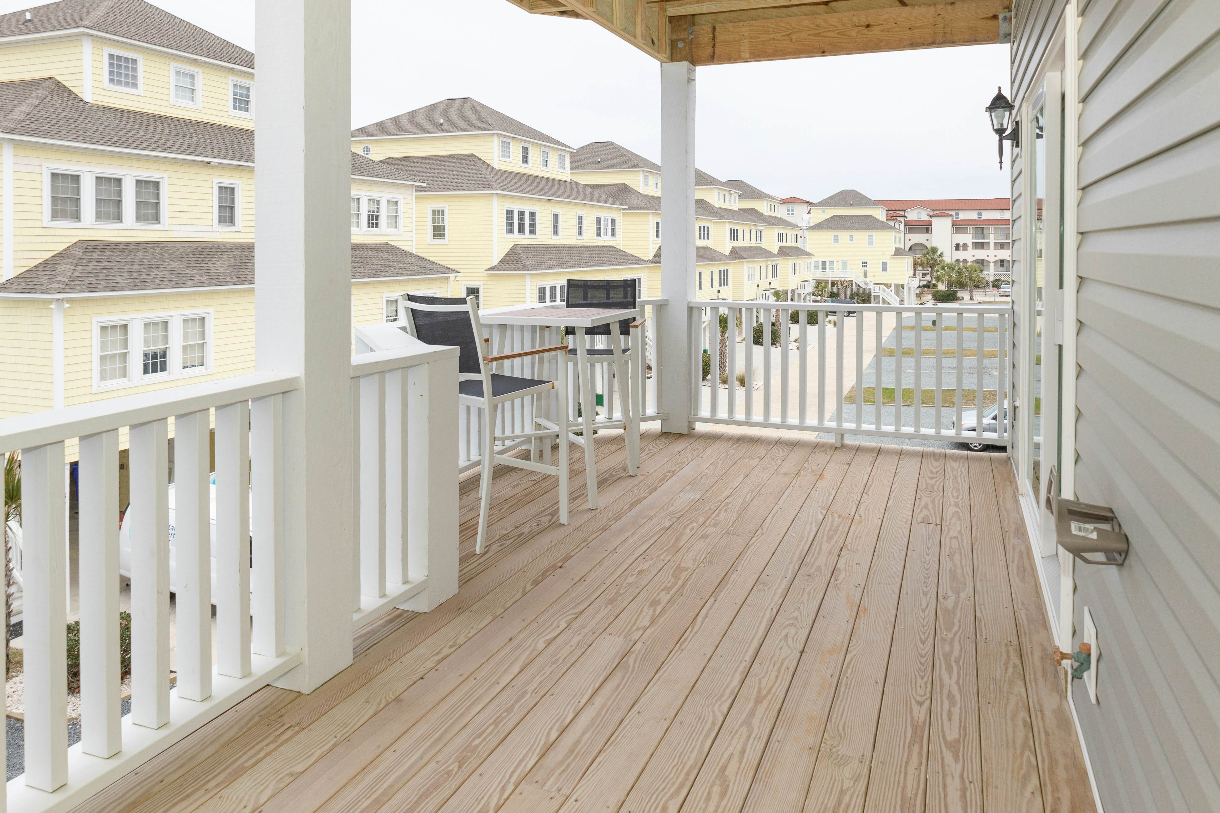 NTBVBTS878 Coast Awhile