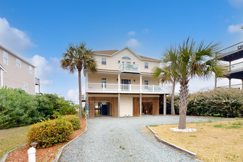 NTB3729 Heron Hideaway