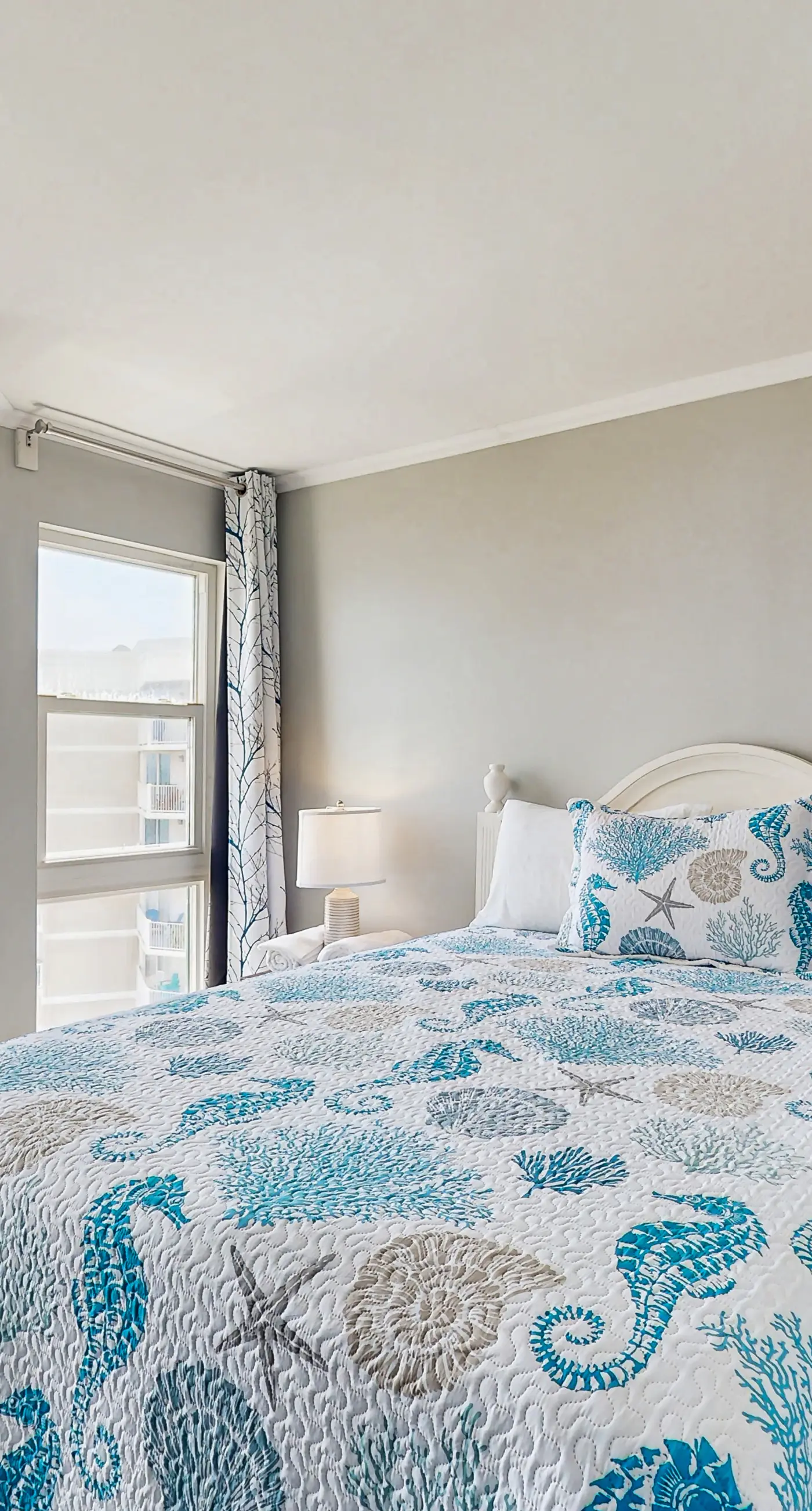 NTBSR2503 St Regis 2503