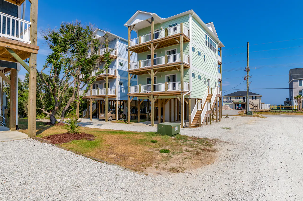 未開封☆マリオ・アゴスティーニ 運河沿いの家 SC102B Lanikai East | 6 Bed Surf City, NC House | Vacasa