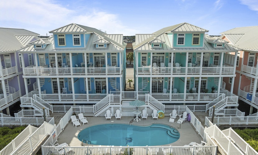 Newly renovated, dog-friendly oceanfront duplex with a pool and beach access