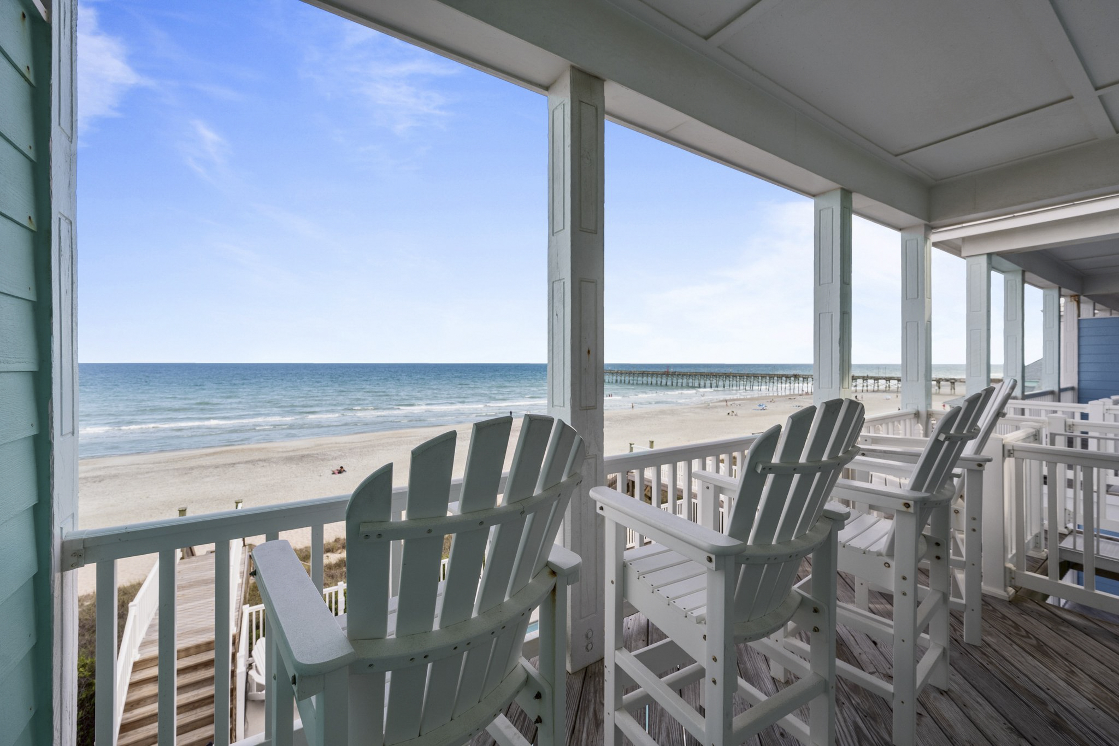 Newly renovated, dog-friendly oceanfront duplex with a pool and beach access