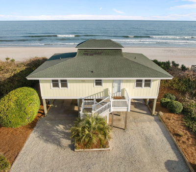 SC1824 The Beach Hut