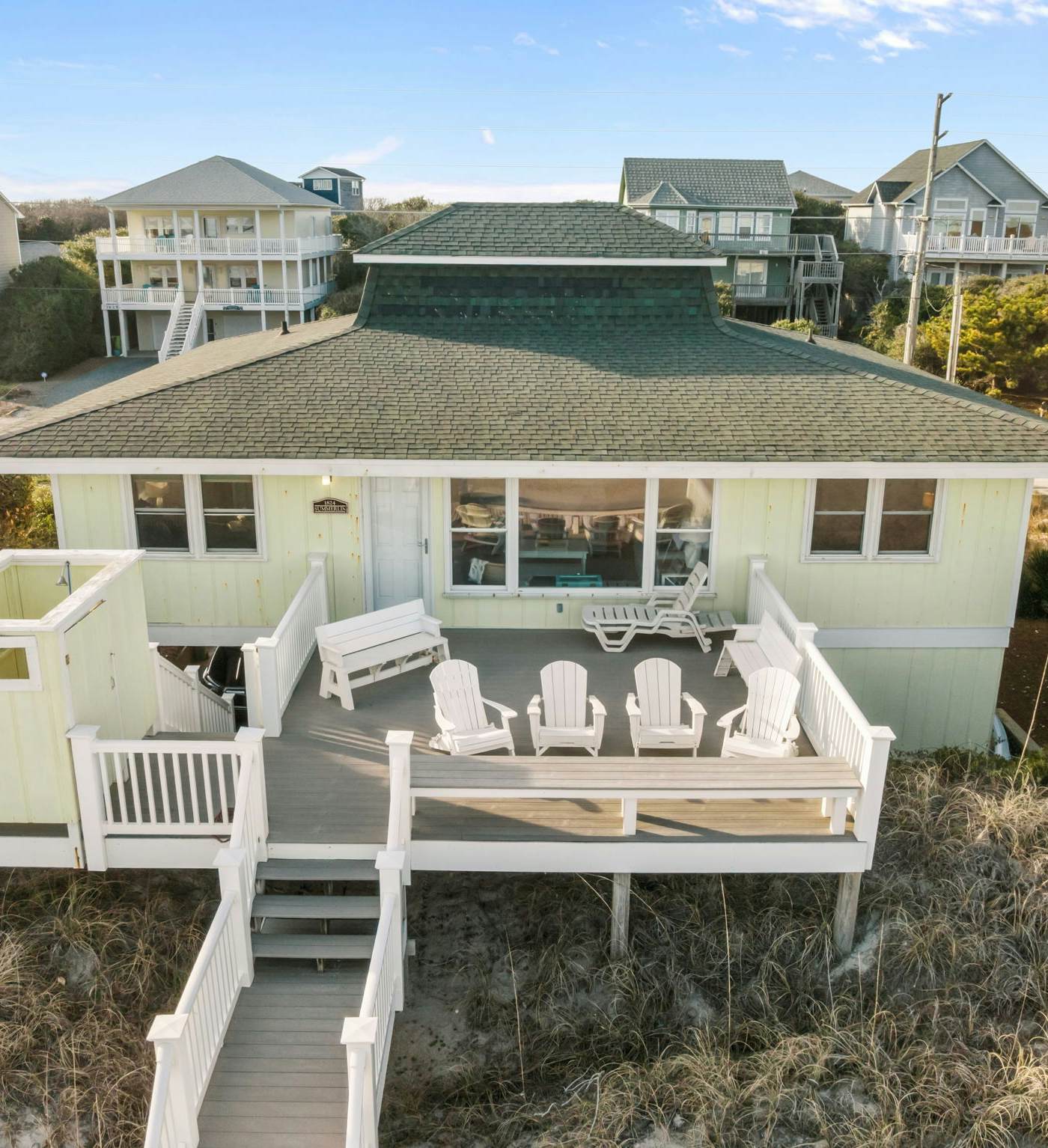 SC1824 The Beach Hut