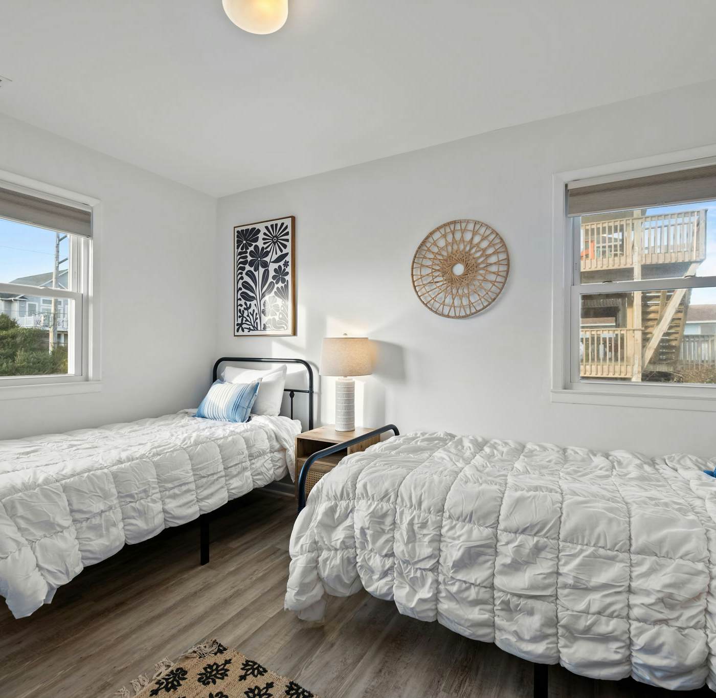 SC1824 The Beach Hut