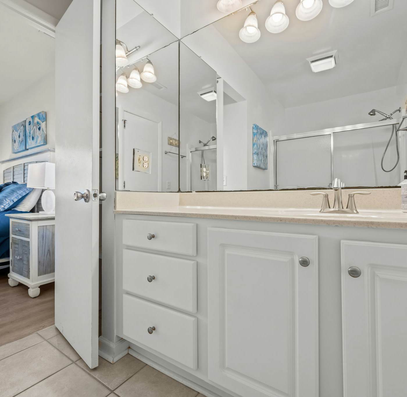 SC1824 The Beach Hut