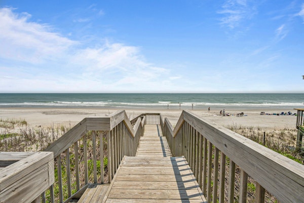 Oceanfront home with private beach access & outdoor shower - dog-friendly