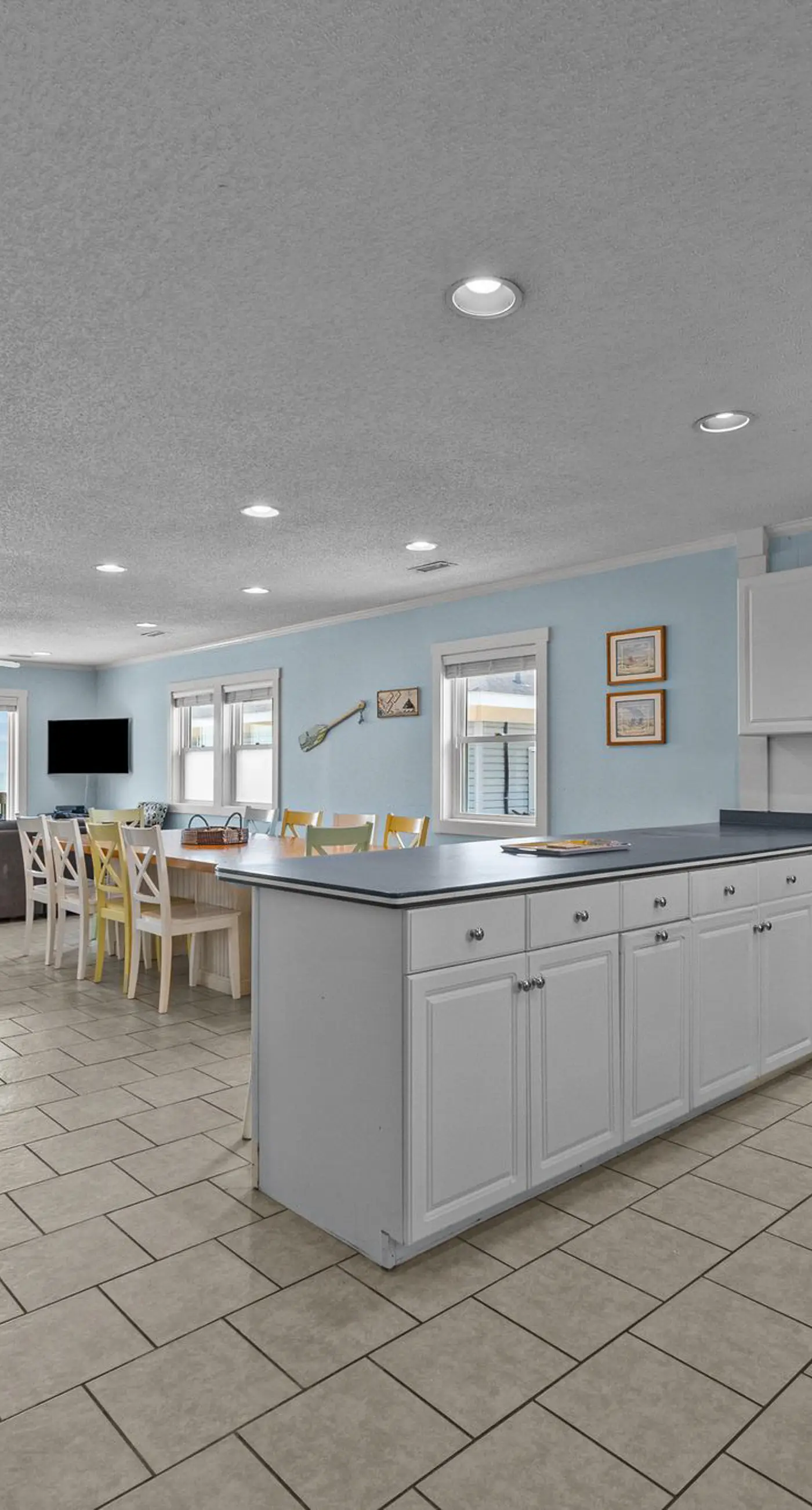 SC1344 Action Tide-Song