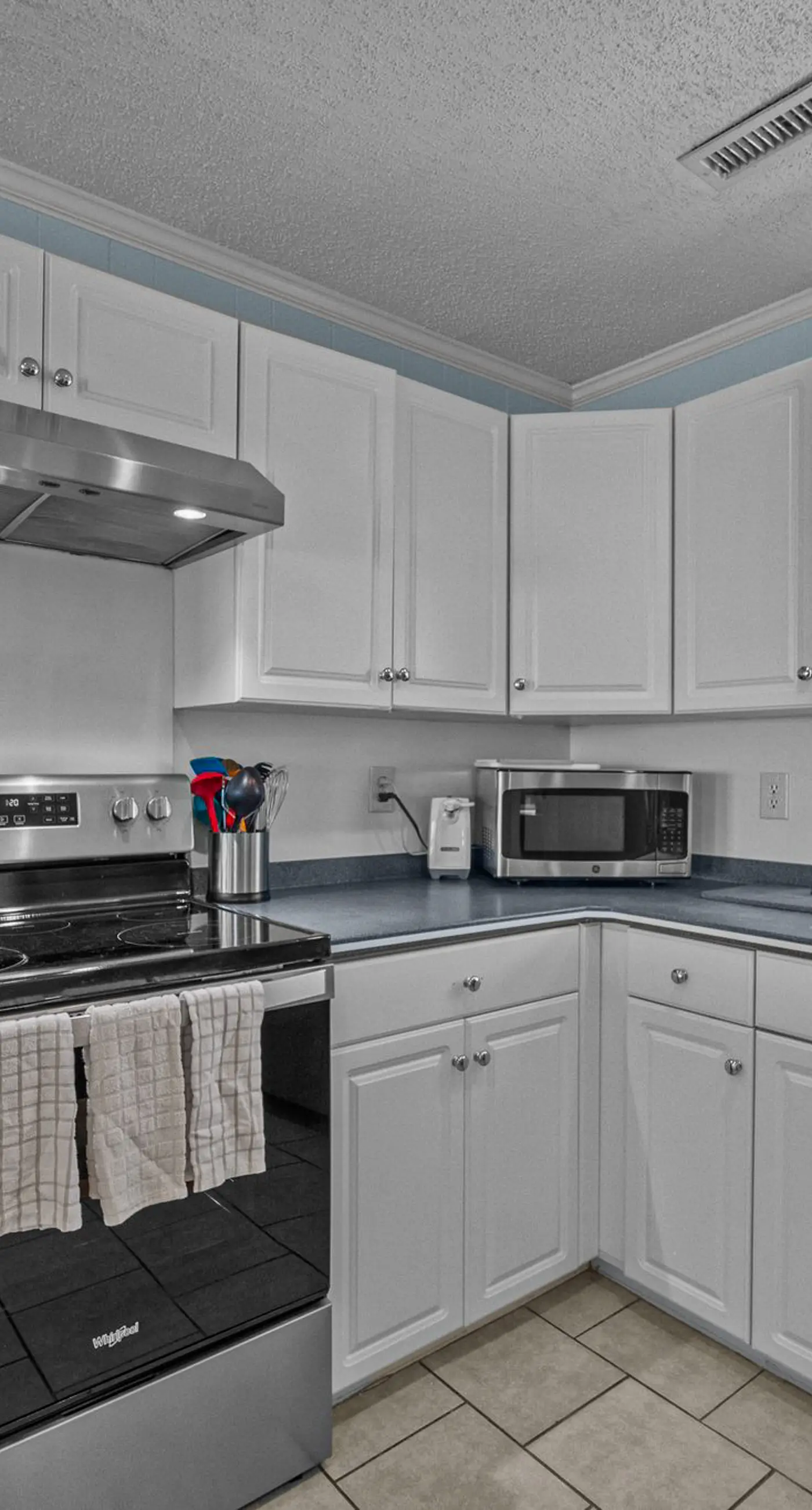 SC1344 Action Tide-Song