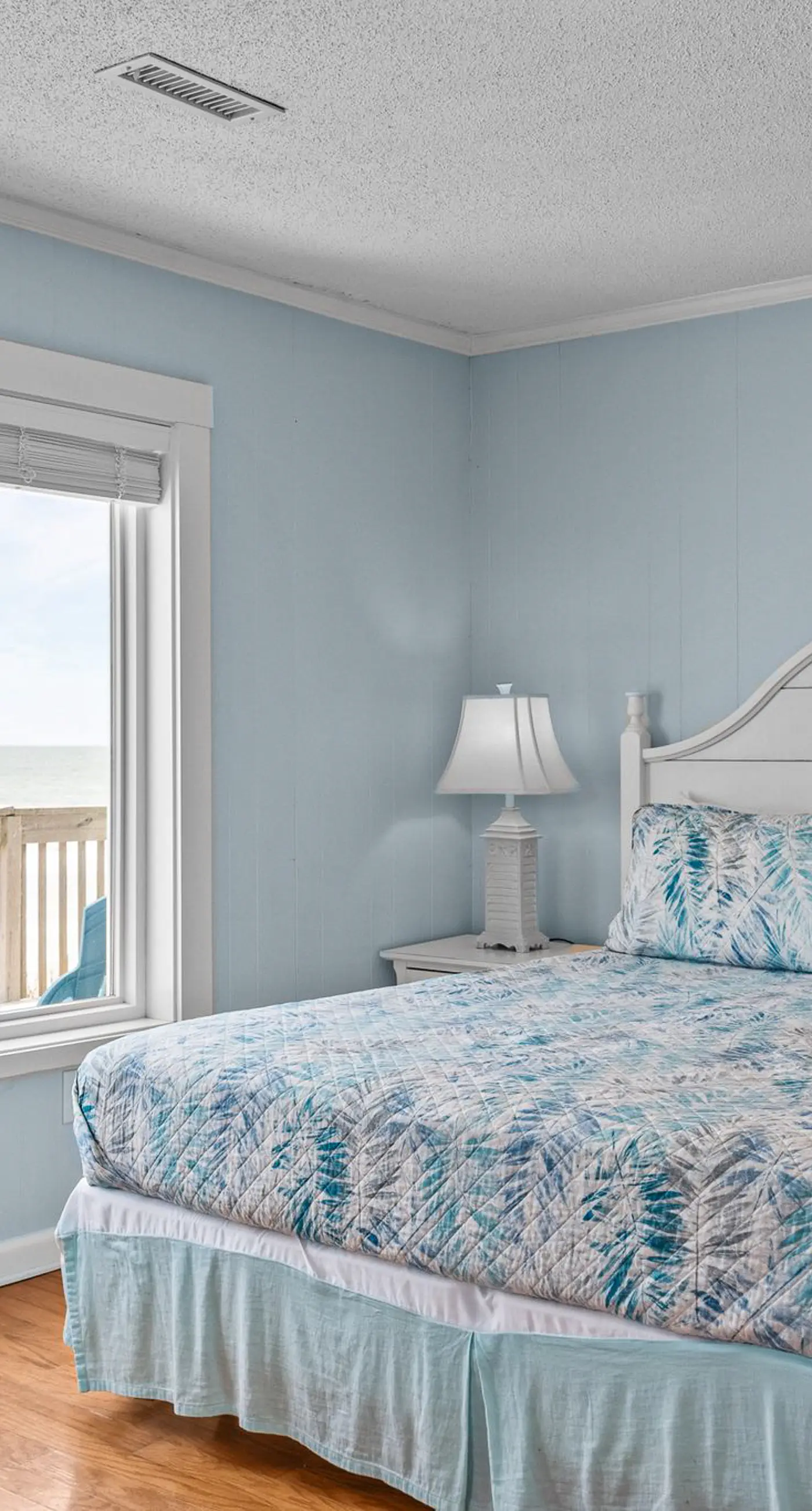 SC1344 Action Tide-Song