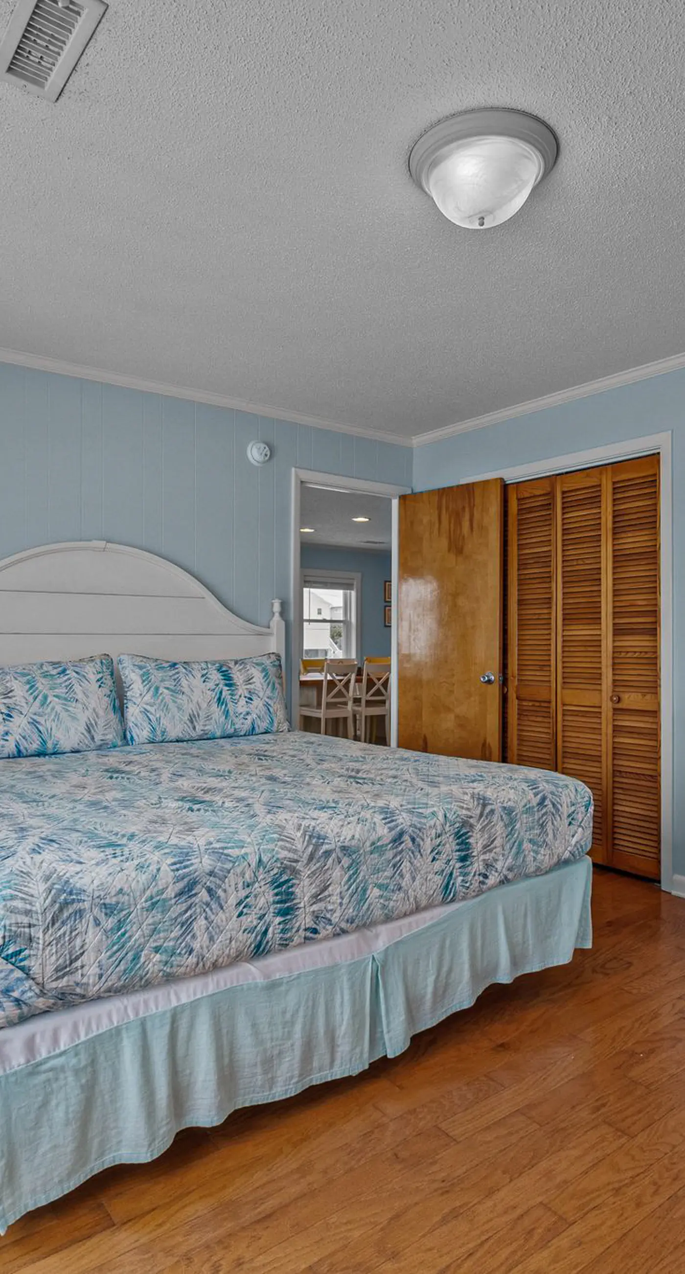 SC1344 Action Tide-Song