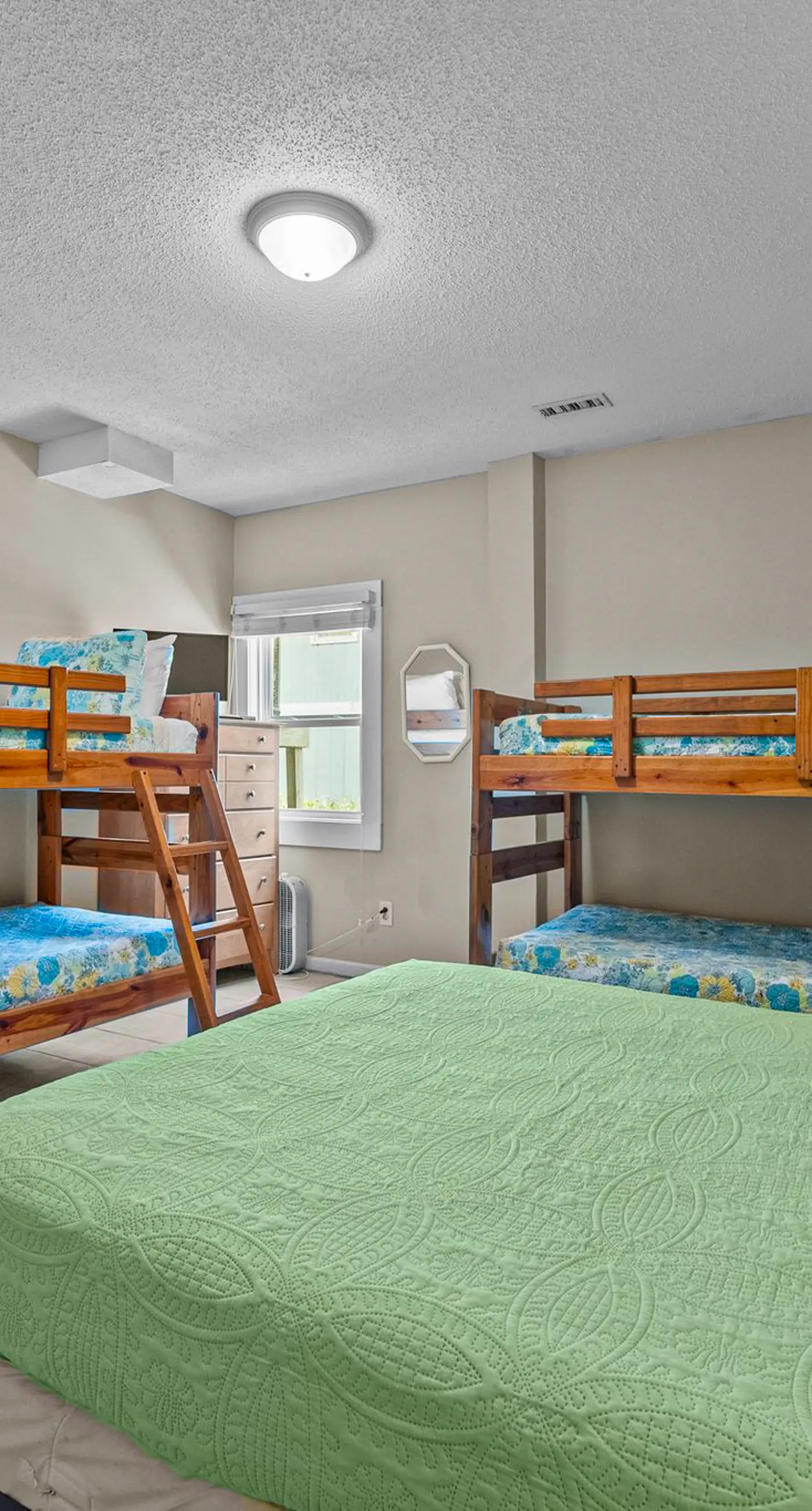 SC1344 Action Tide-Song