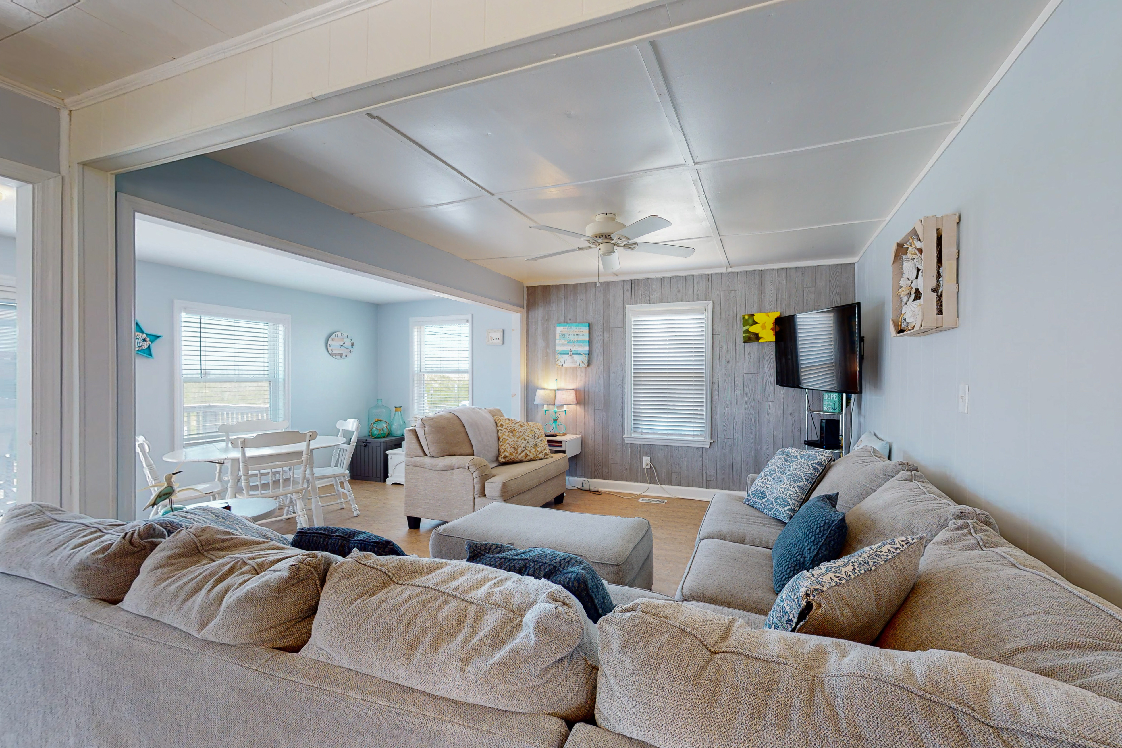 SC1905N Buckeye Beach