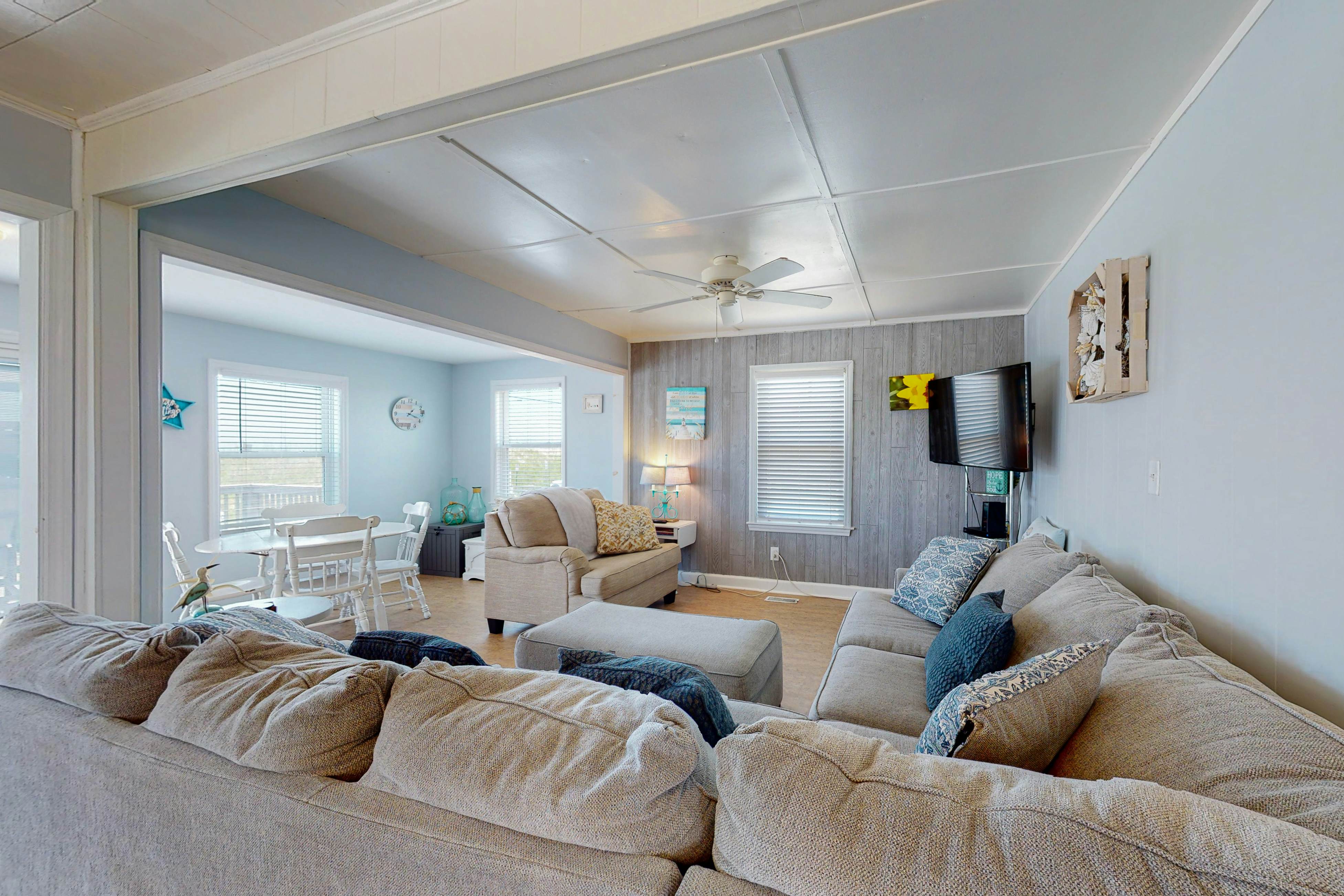 SC1905N Buckeye Beach