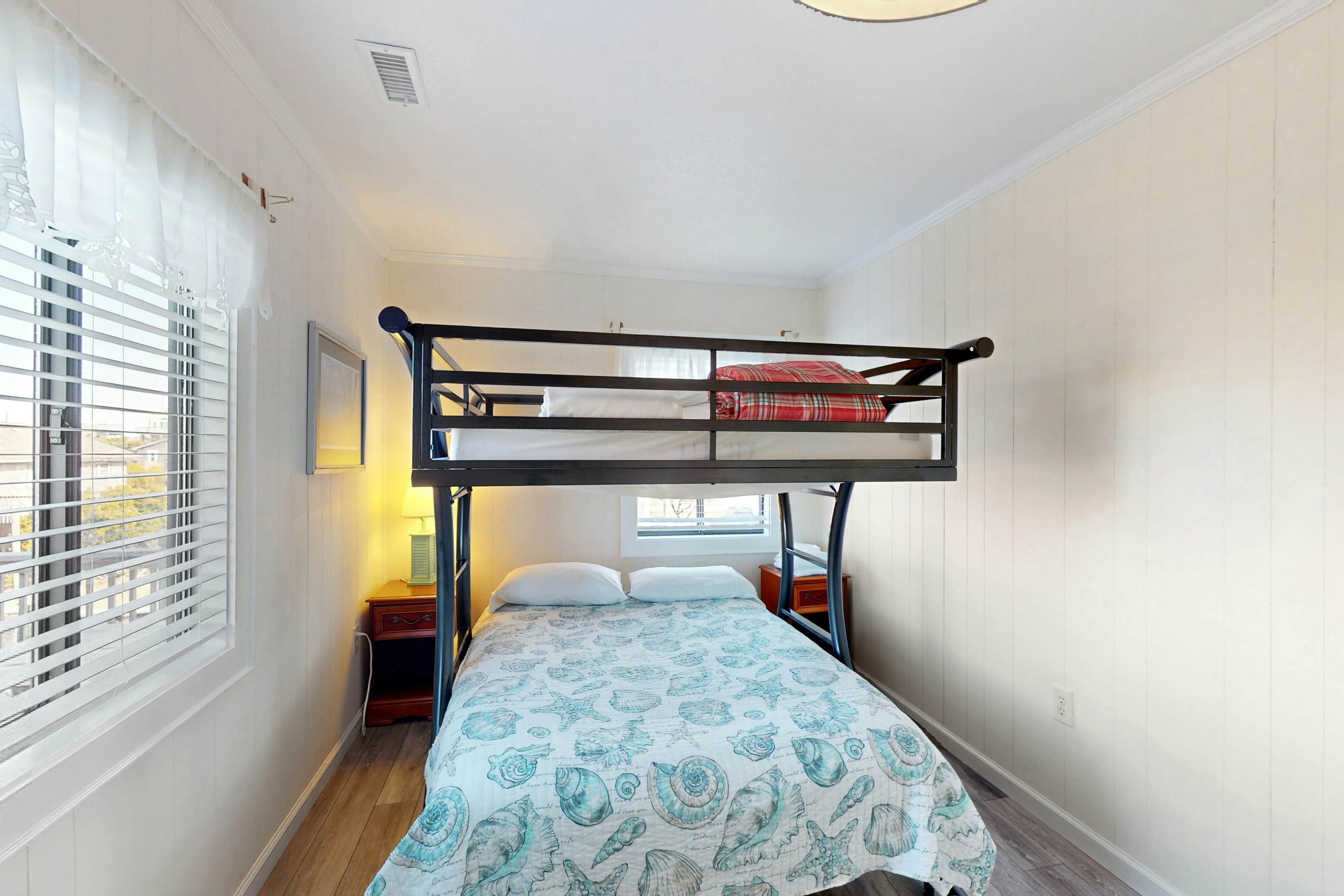 AVHC209 Duckin Around #209-HC