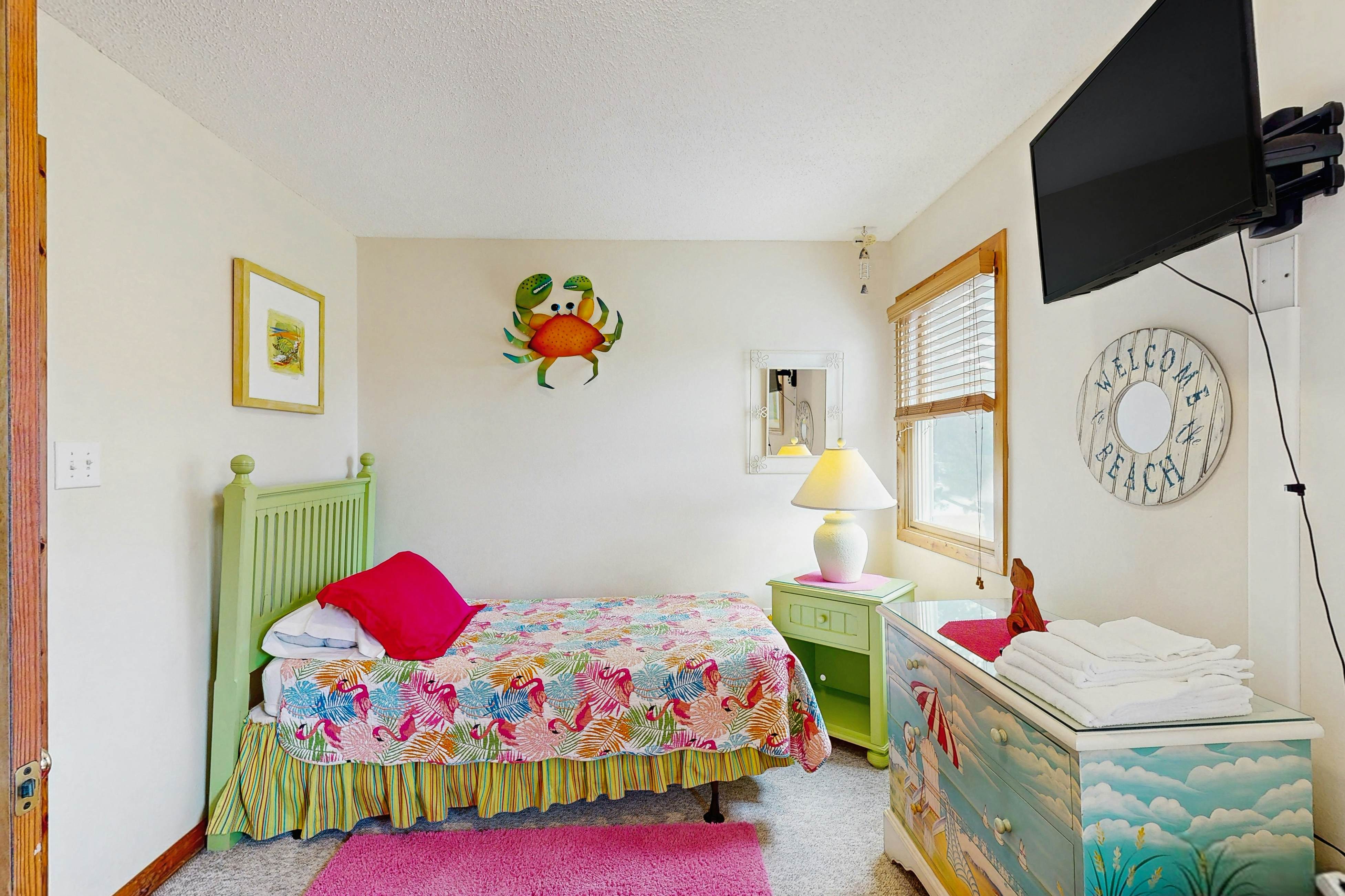 AVKS75 Lori's Lair  #5-7