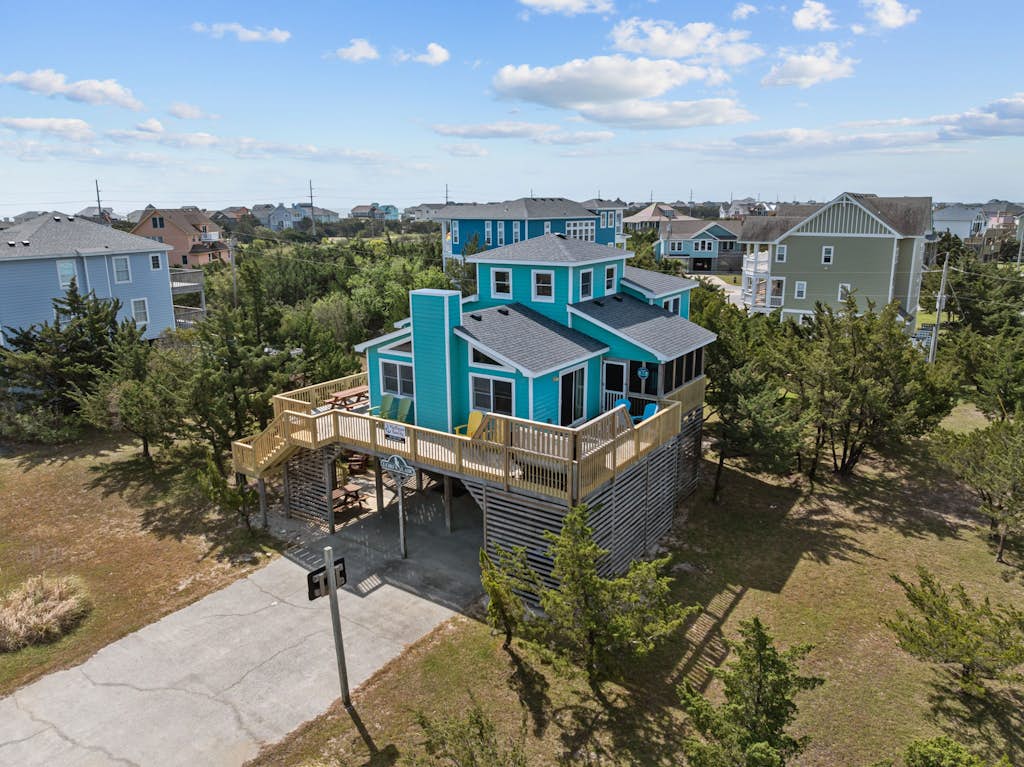 Corner Home near the Beach w/ Private Hot Tub, WiFi, AC & Shared Pool/Tennis