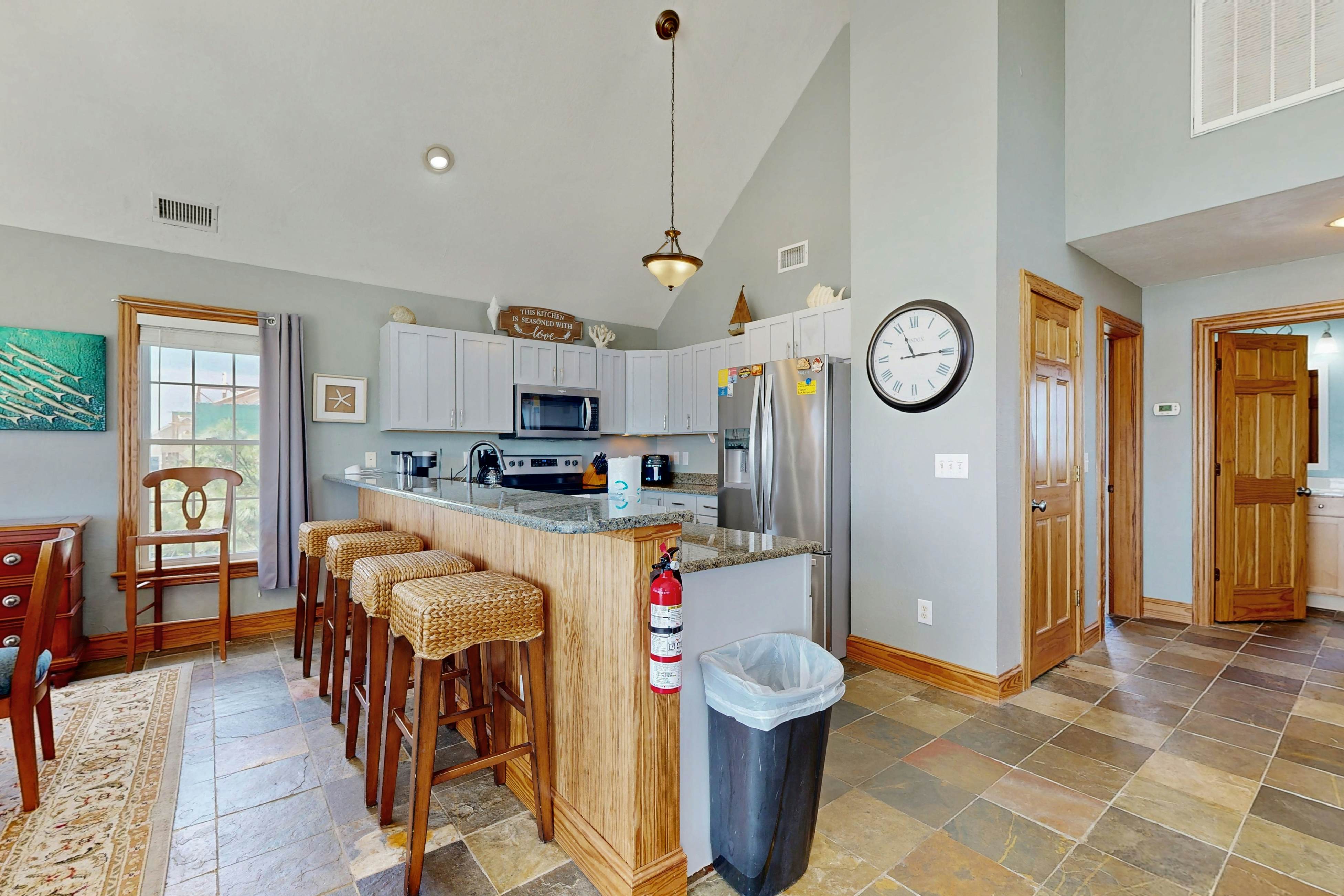 AVKS1716 Lady of the Lake #16-17