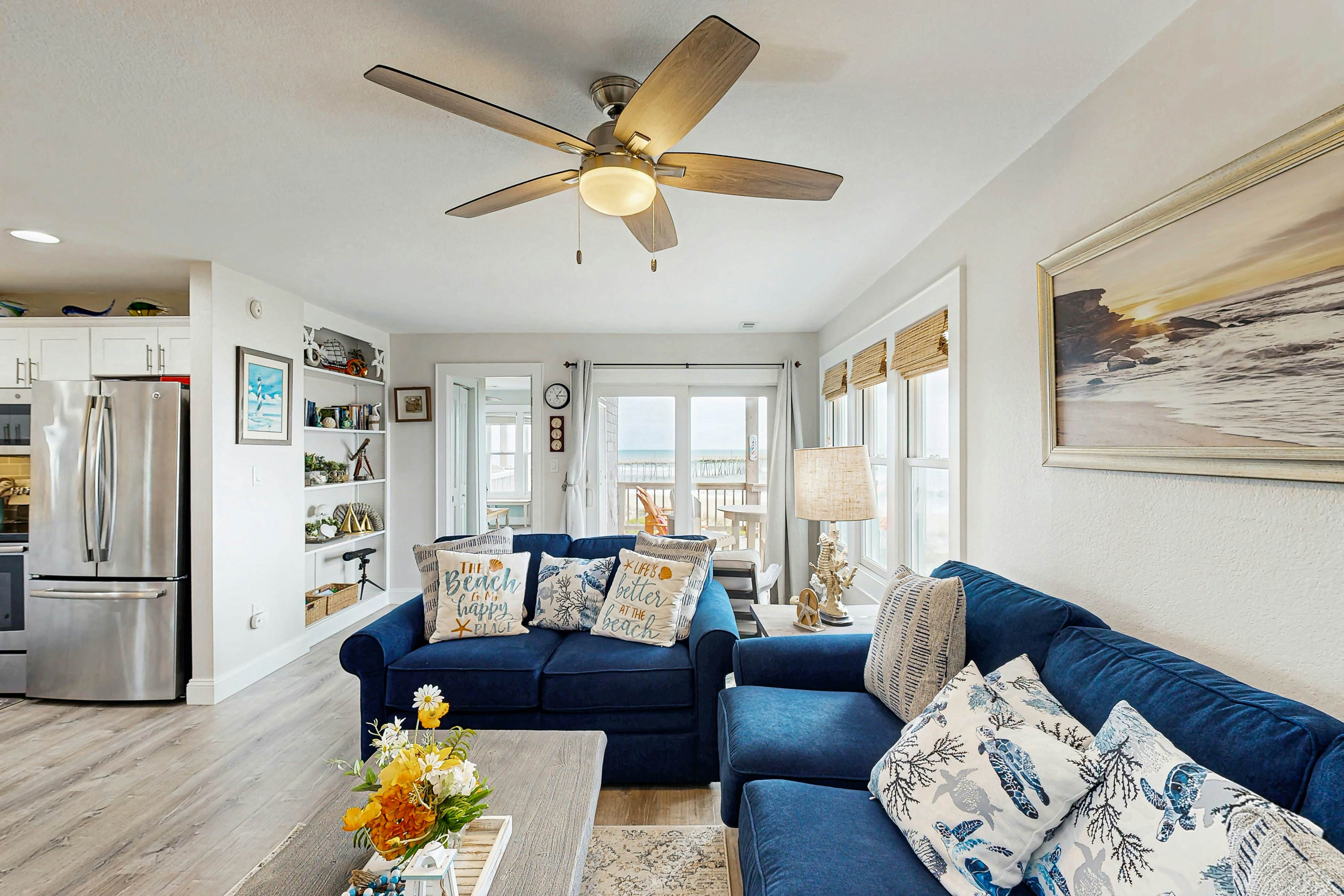 AVIK5 Beach Glass Terrace  #5-IC