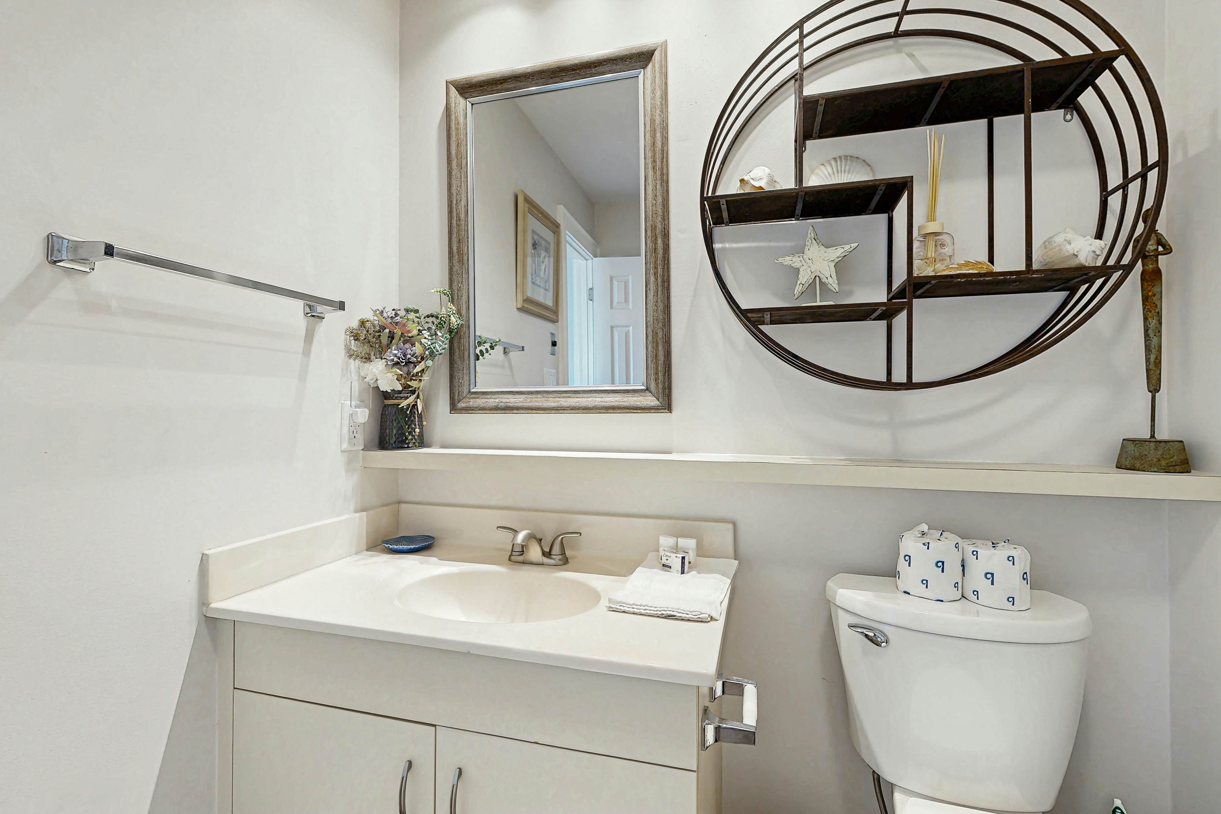 AVIK5 Beach Glass Terrace  #5-IC