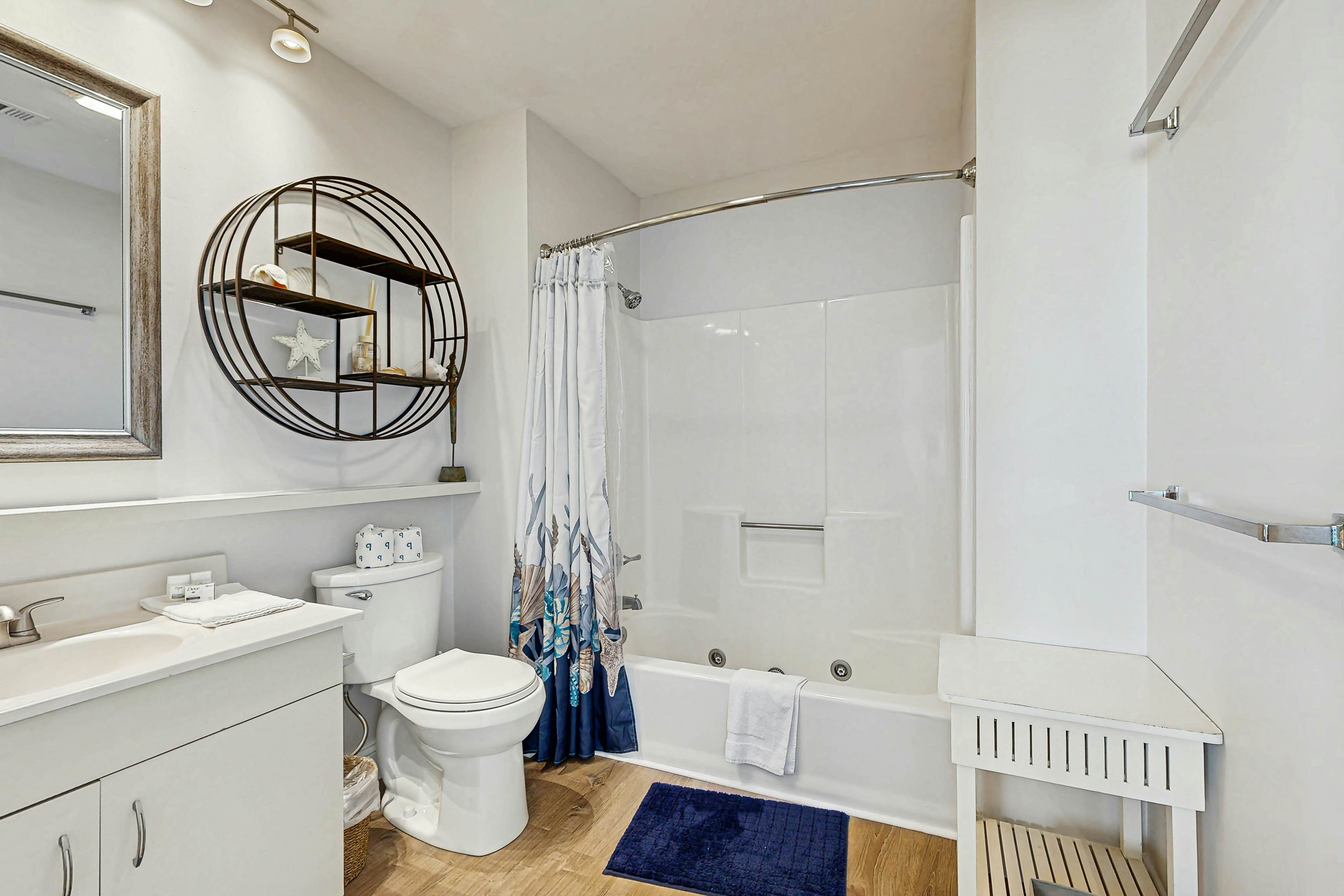 AVIK5 Beach Glass Terrace  #5-IC