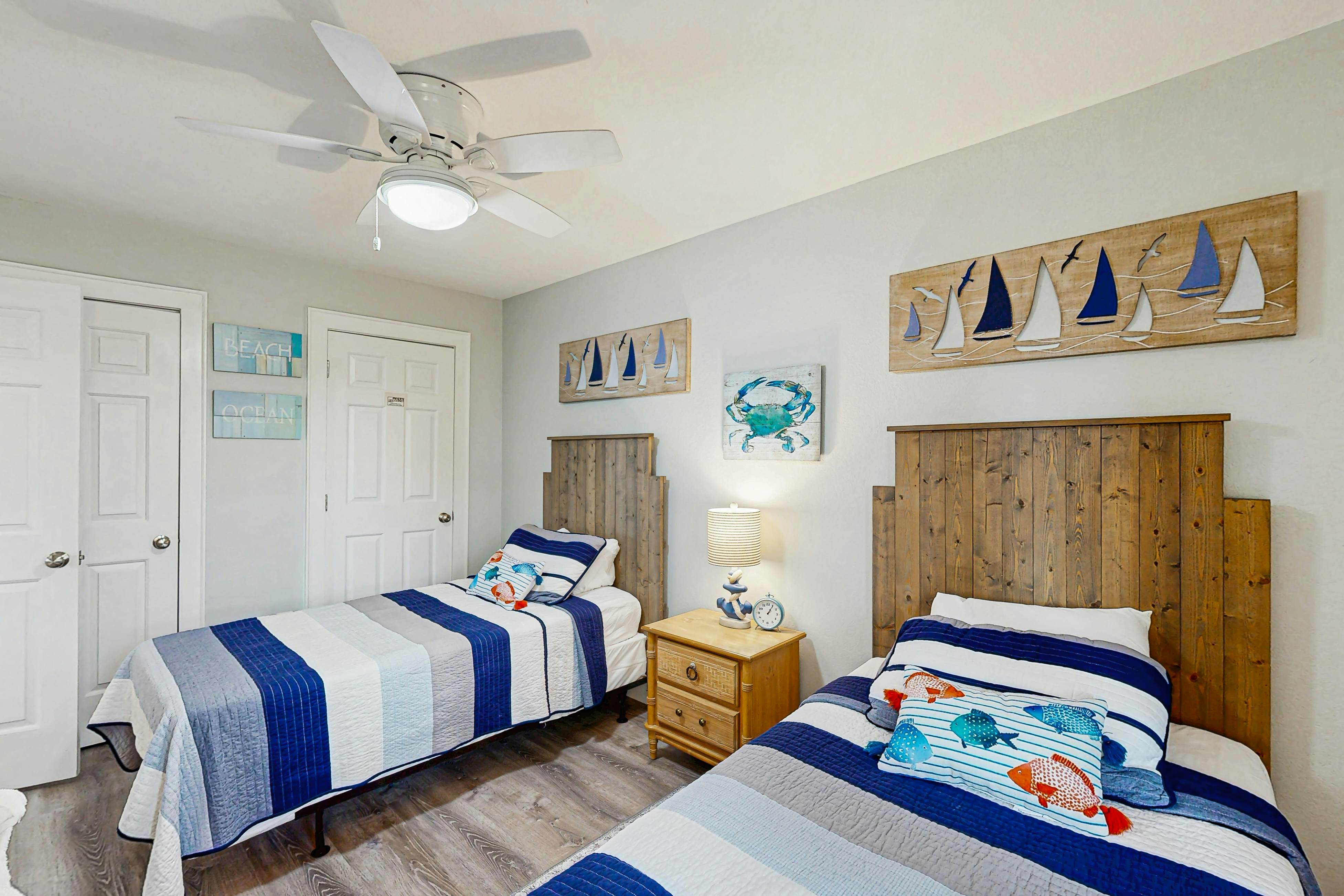 AVIK5 Beach Glass Terrace  #5-IC