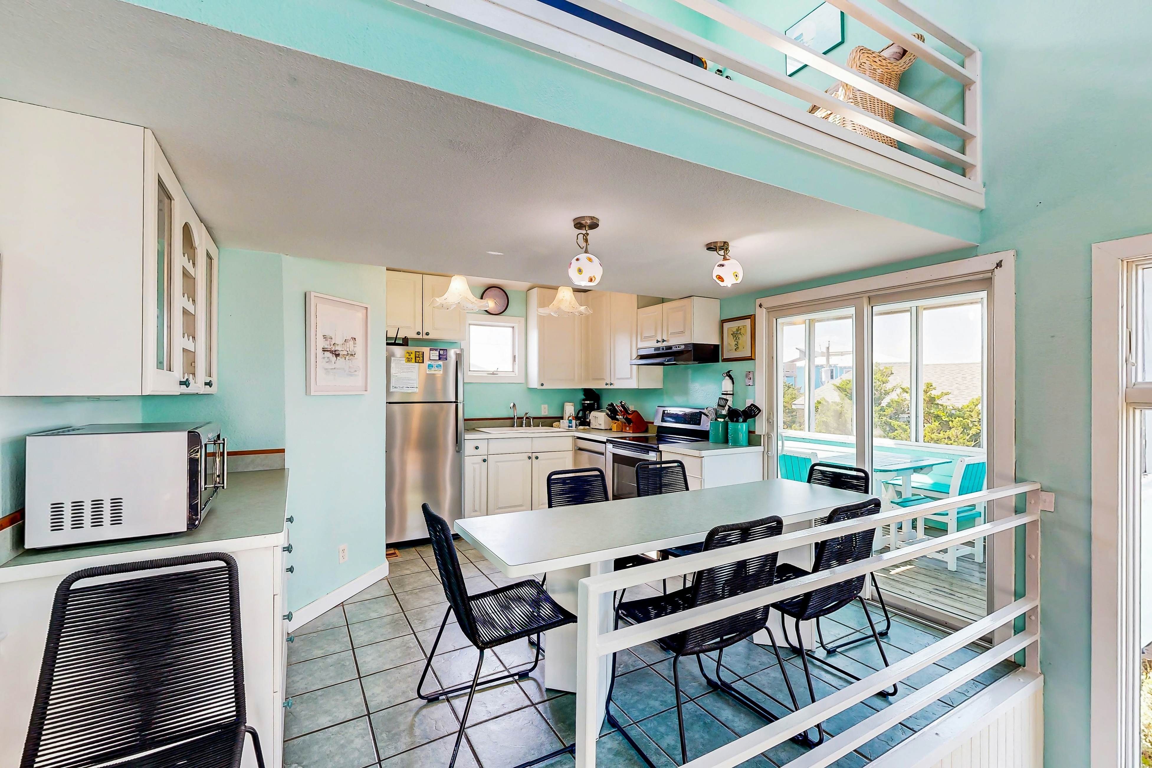 AVHC75 Breakwater  #75-HC